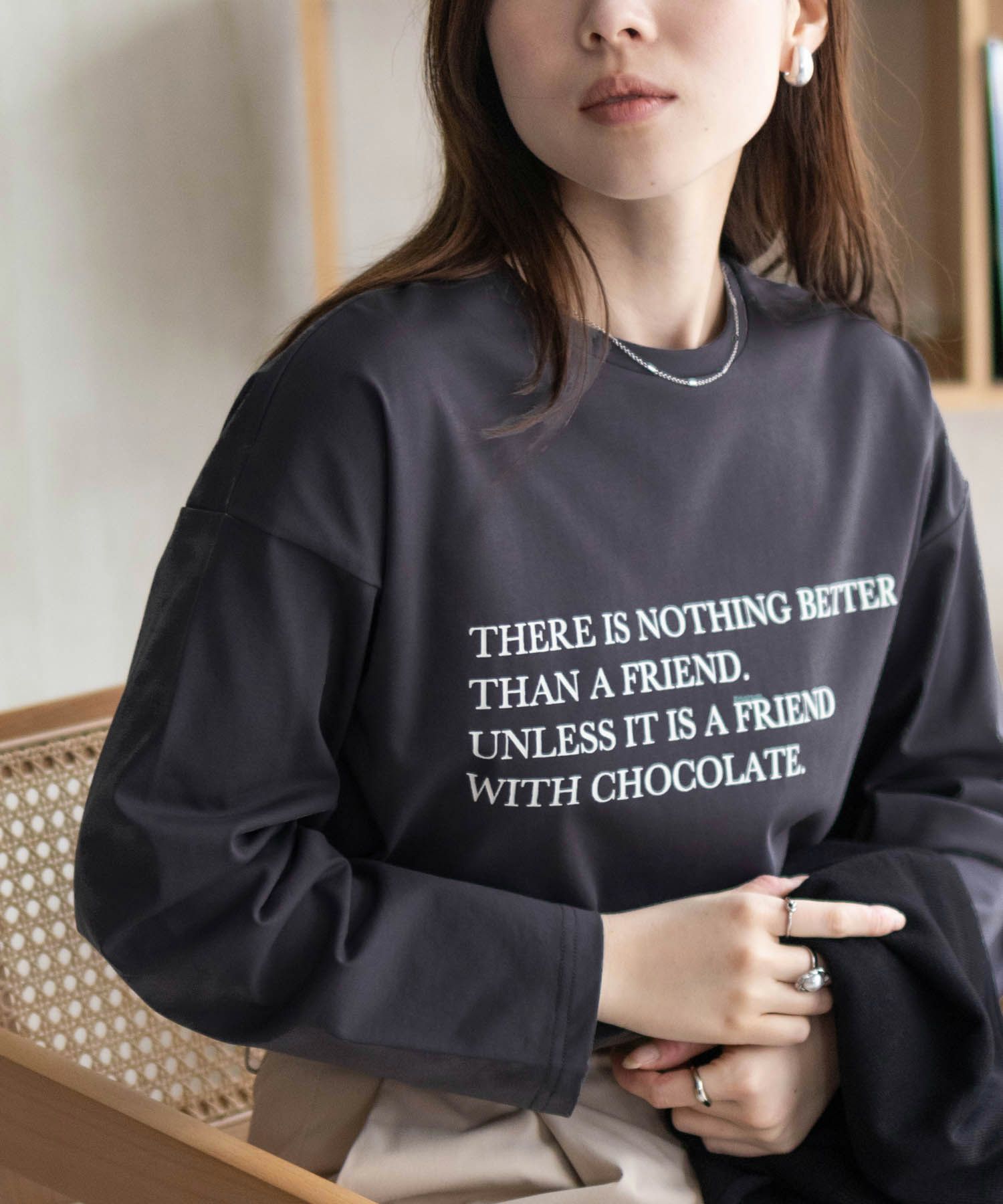 HusHusH プリント長袖Tシャツ レディース メール便 対応商品商品画像-1