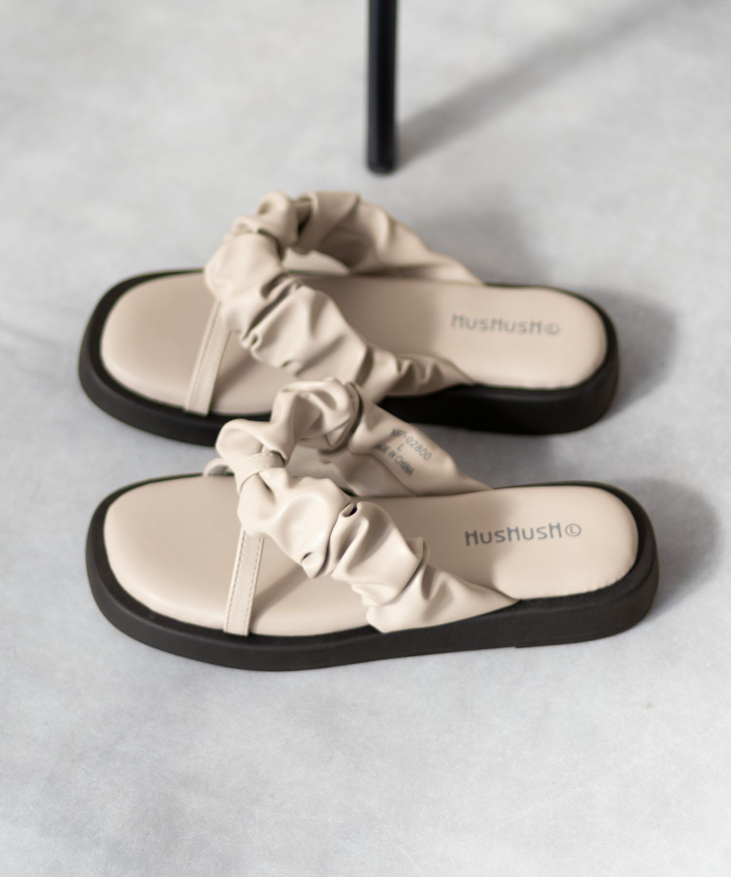 HusHusH  クシュクシュサンダル レディース商品画像-23