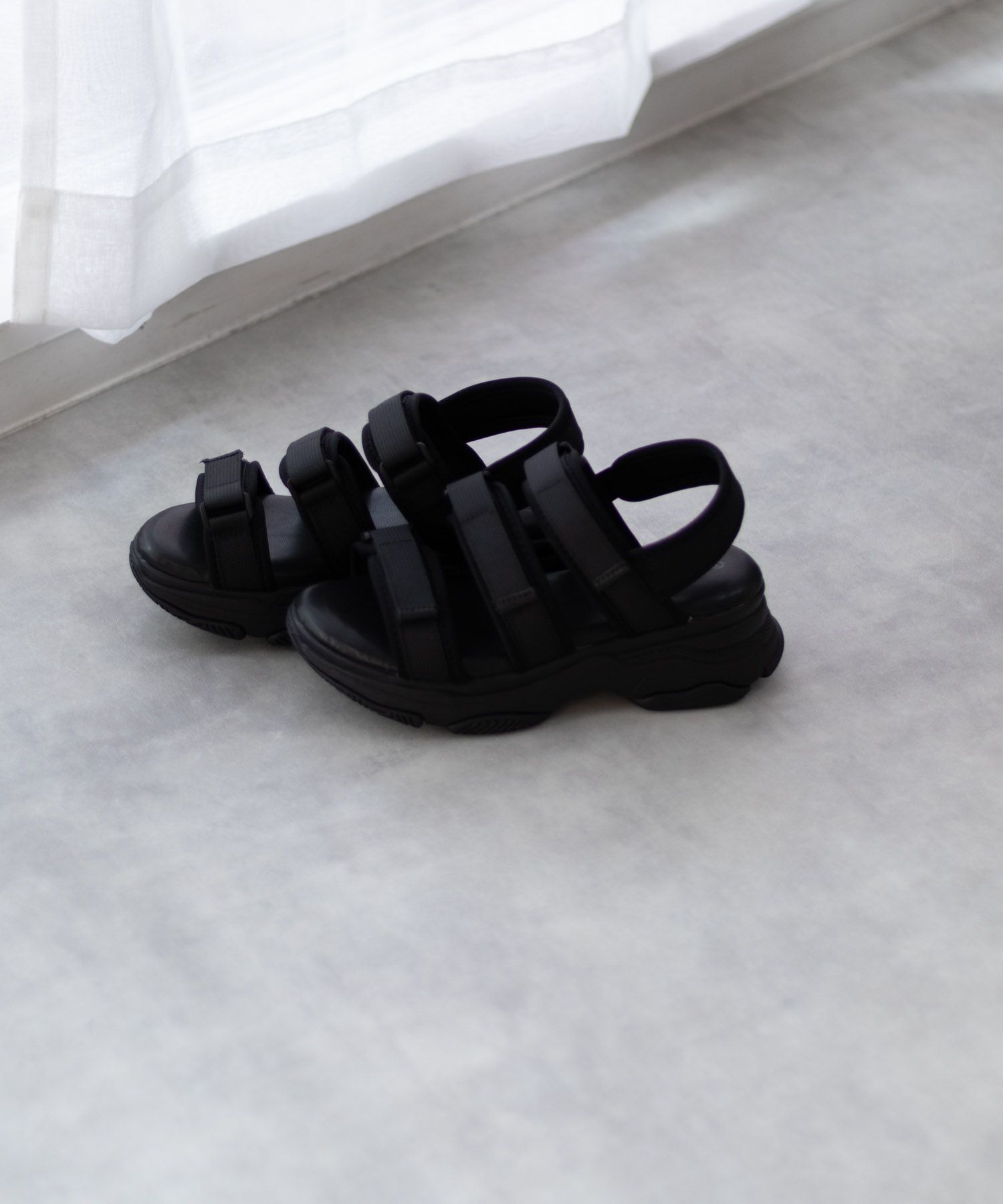 HusHusH  テープ使いスポーツサンダル レディース商品画像-14