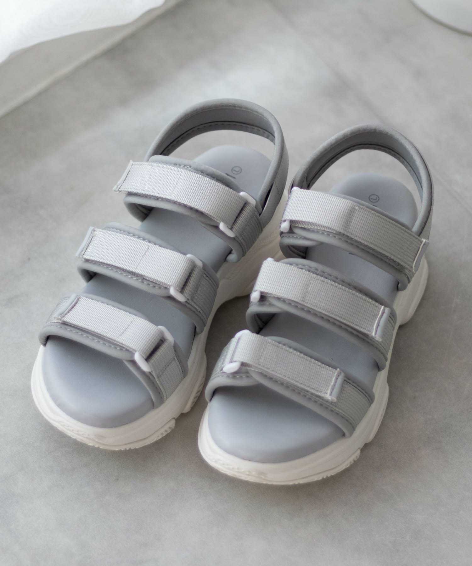 HusHusH  テープ使いスポーツサンダル レディース商品画像-22