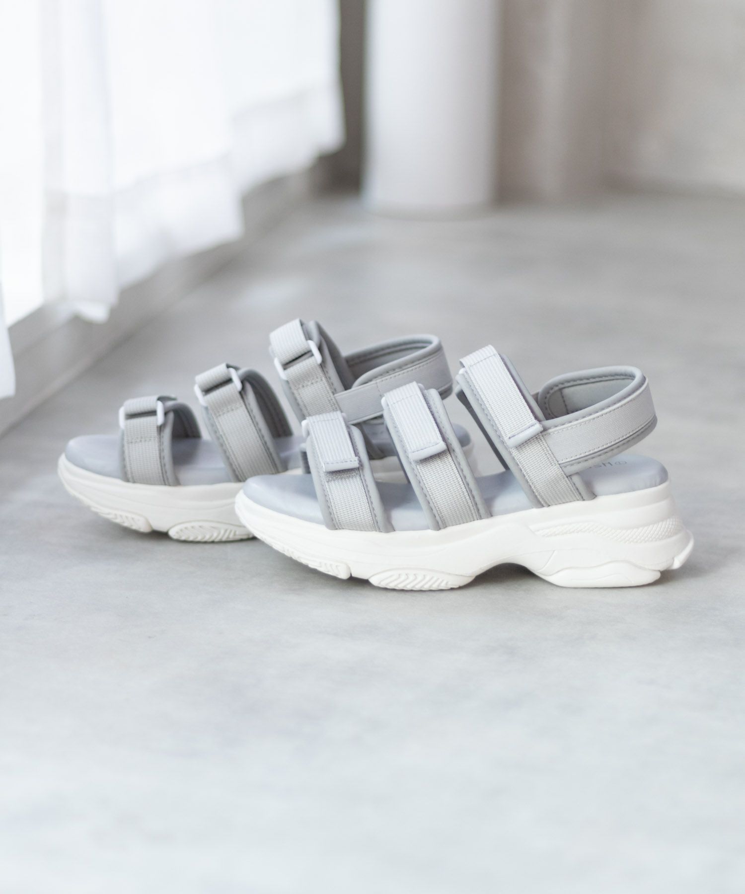 HusHusH  テープ使いスポーツサンダル レディース商品画像-23