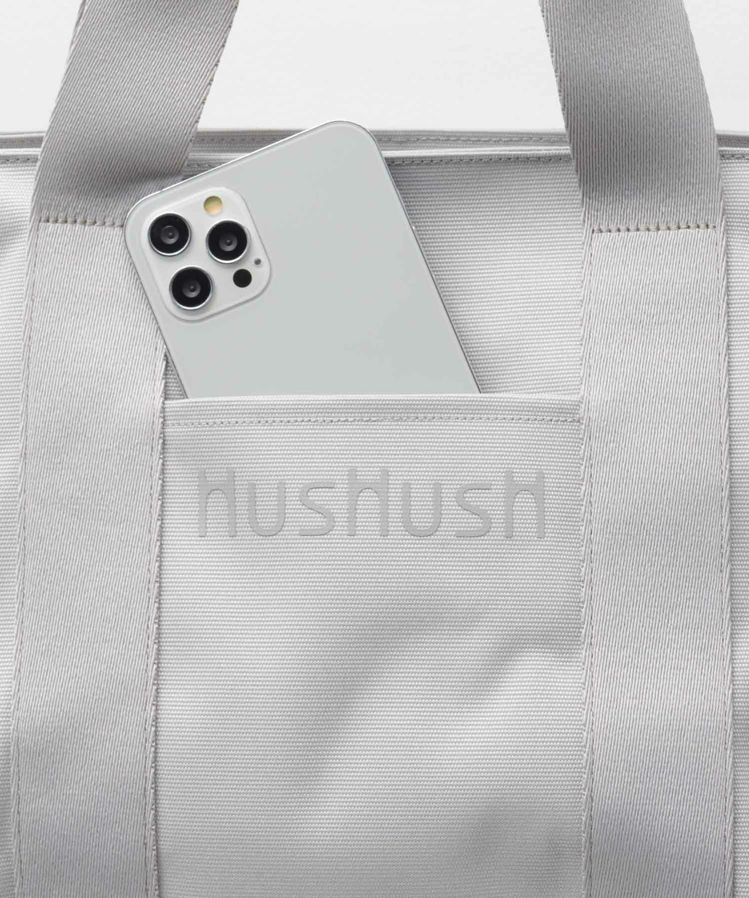 HusHusH ロゴ入り手提げトートバッグ