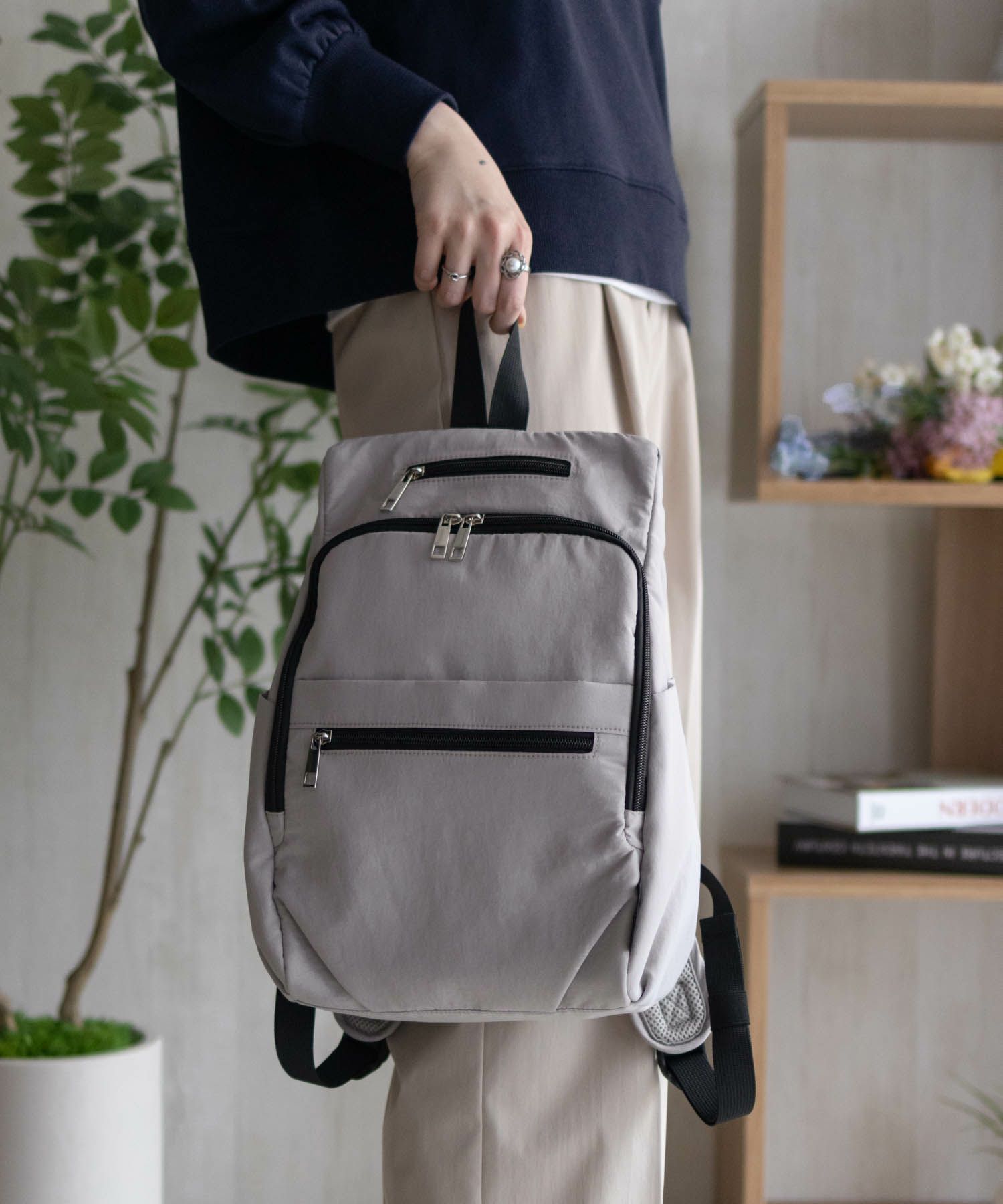 HusHusH  人間工学ナイロンリュックサック商品サムネイル-3