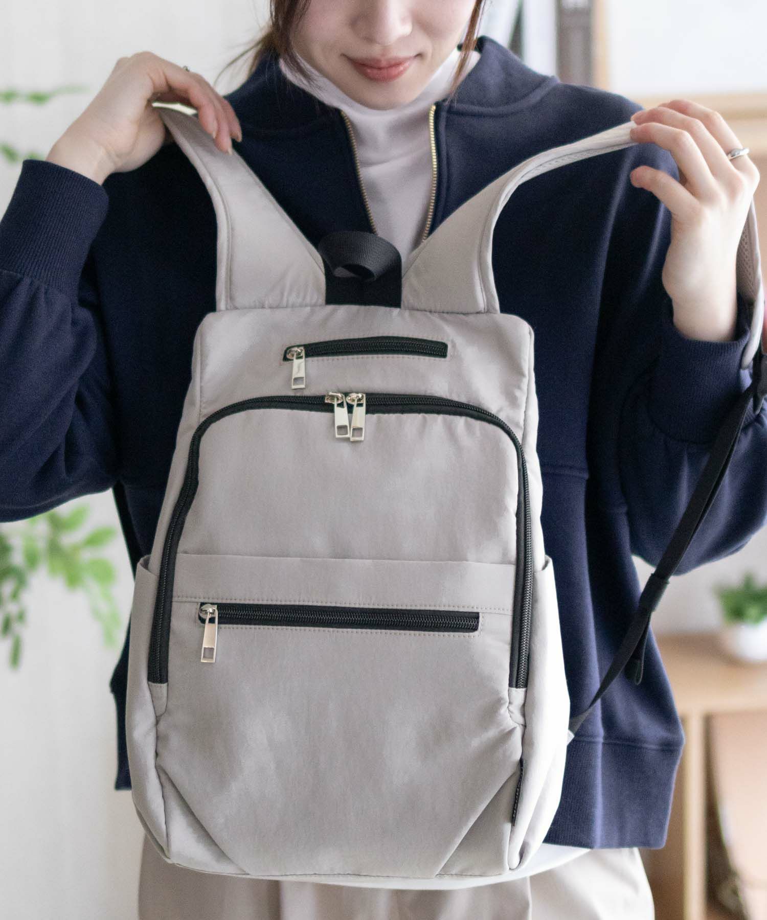 HusHusH 人間工学ナイロンリュックサック