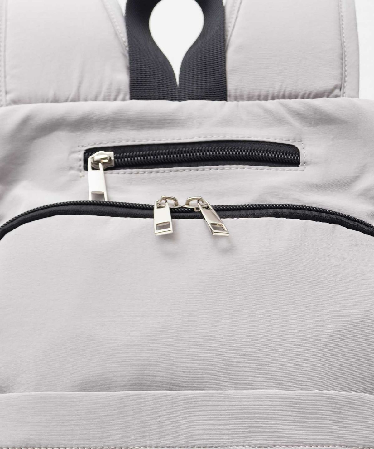 HusHusH 人間工学ナイロンリュックサック