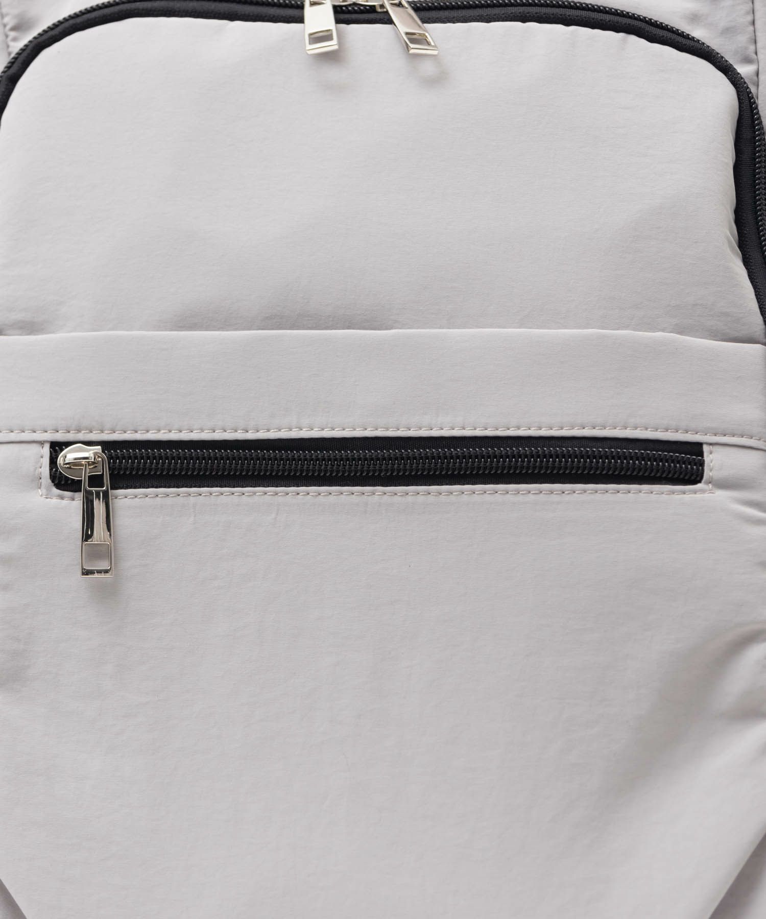 HusHusH 人間工学ナイロンリュックサック