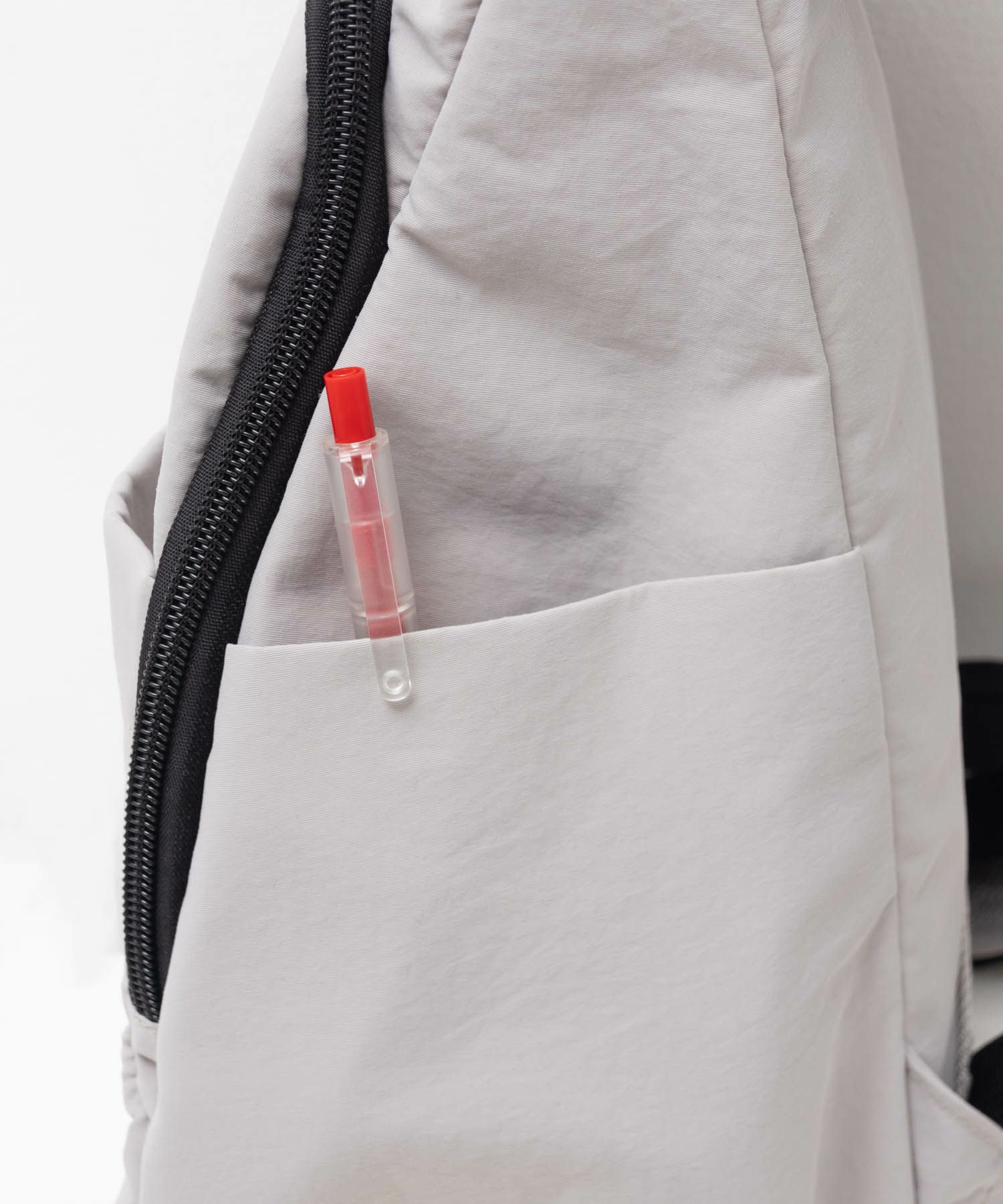 HusHusH  人間工学ナイロンリュックサック商品画像-23