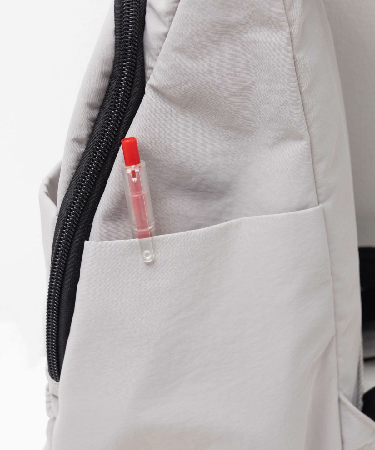 HusHusH 人間工学ナイロンリュックサック