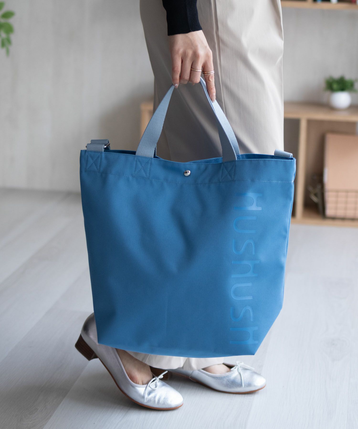 HusHusH ロゴ入りトートバッグ商品画像-18