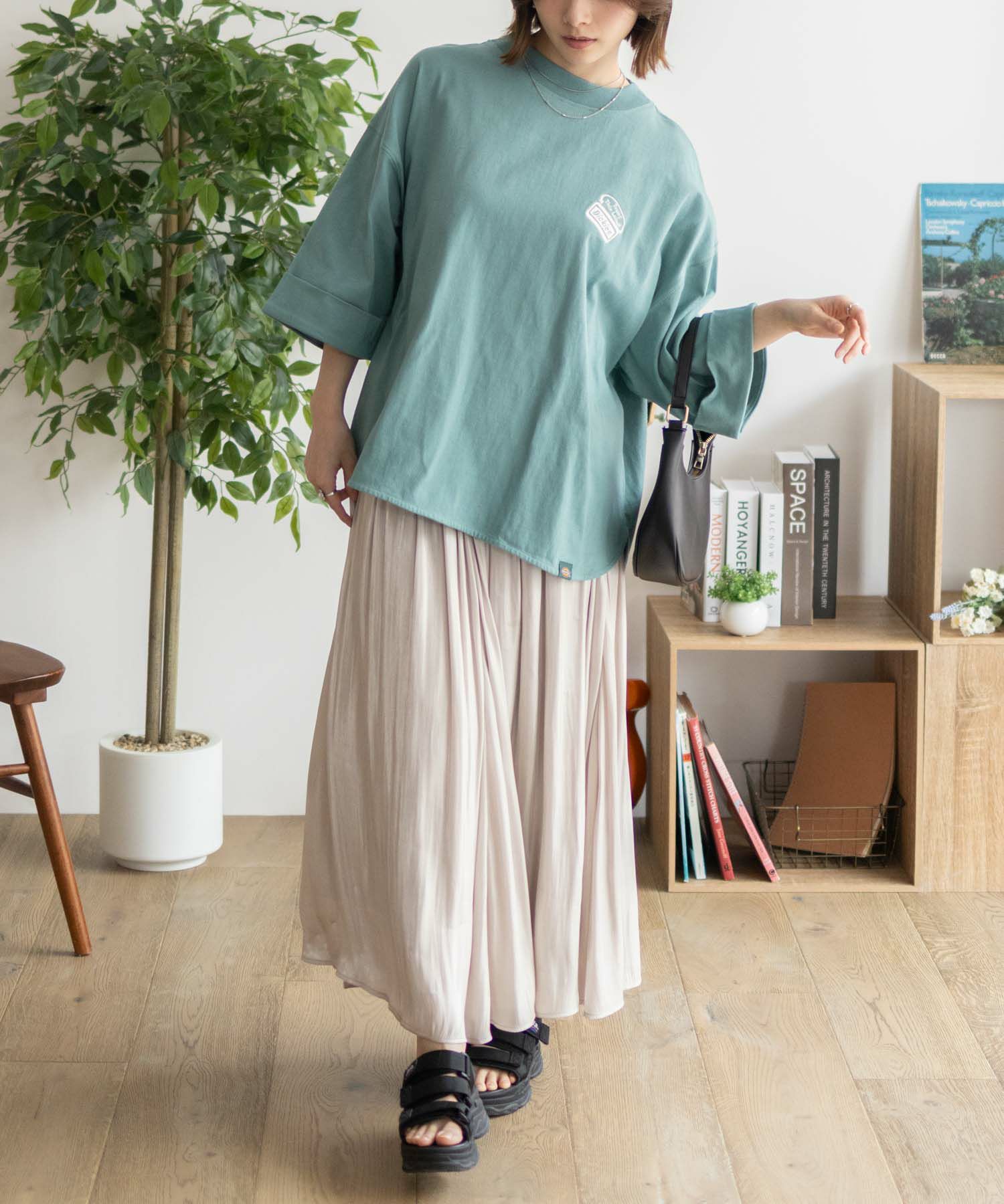 Dickies  刺繍ロールアップTシャツ レディース メール便 対応商品商品サムネイル-26