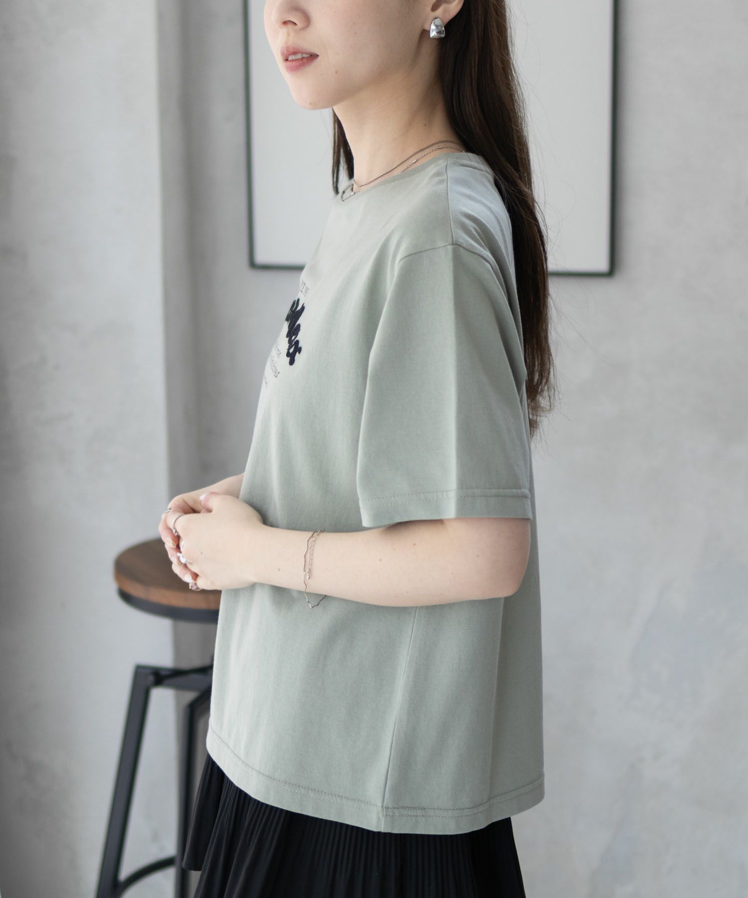 T-GRAPHICS ロゴ刺繍Tシャツ レディース ネコポス 対応商品