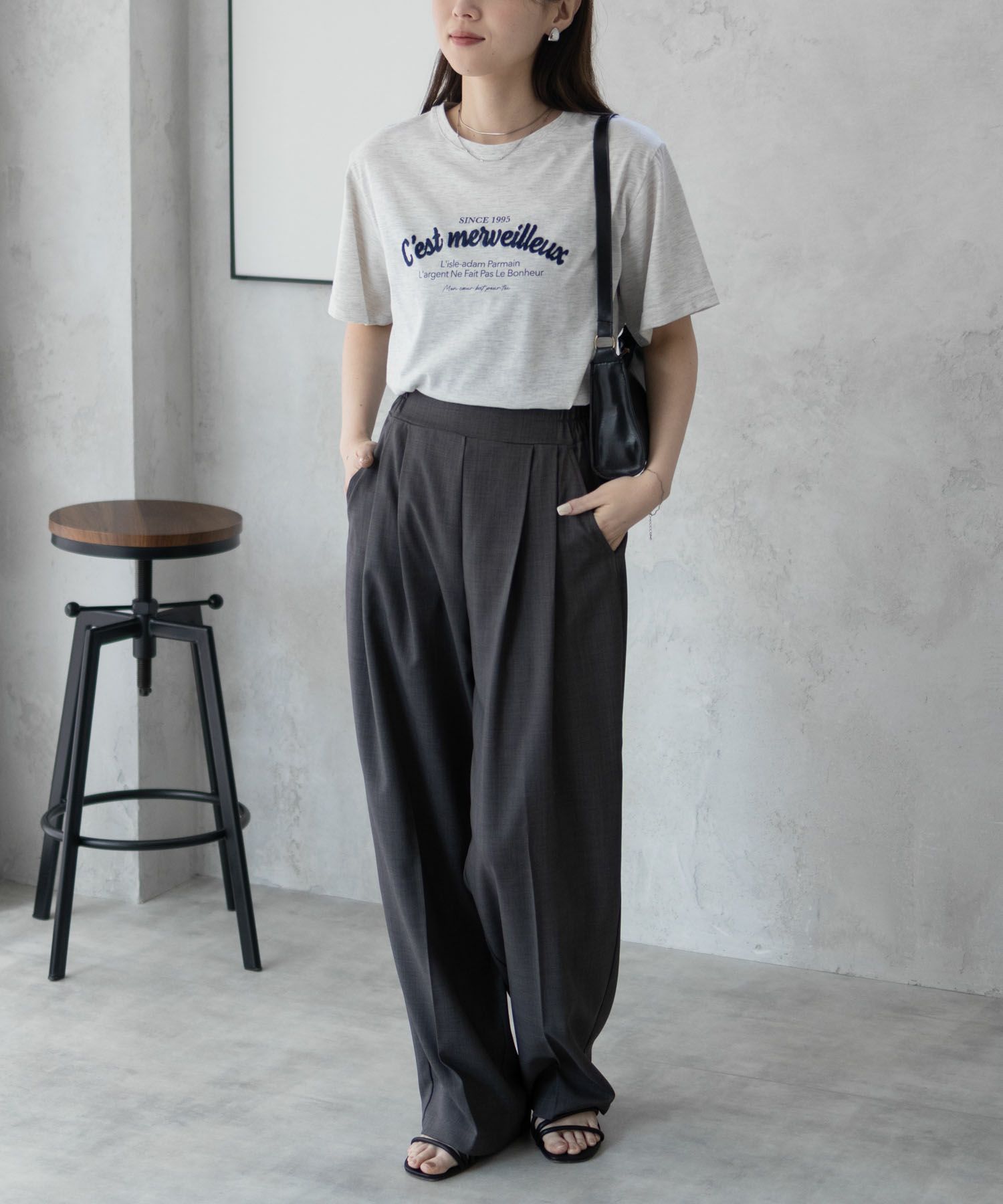 T-GRAPHICS ロゴ刺繍Tシャツ レディース ネコポス 対応商品