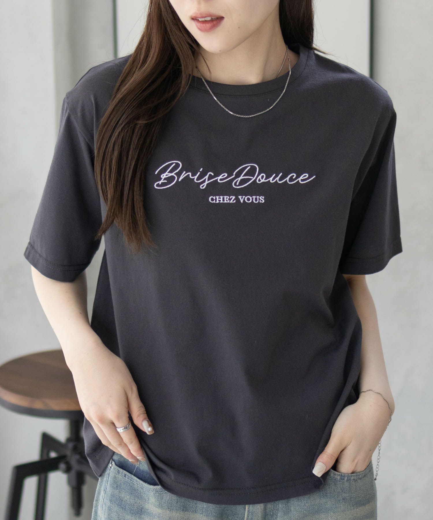 T-GRAPHICS  ロゴ刺繍Tシャツ レディース メール便 対応商品商品サムネイル-2