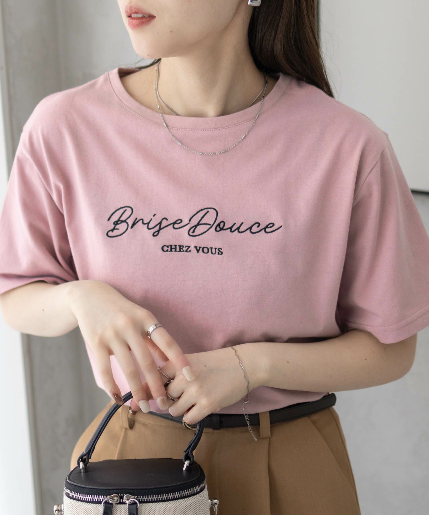 T-GRAPHICS ロゴ刺繍Tシャツ レディース ネコポス 対応商品