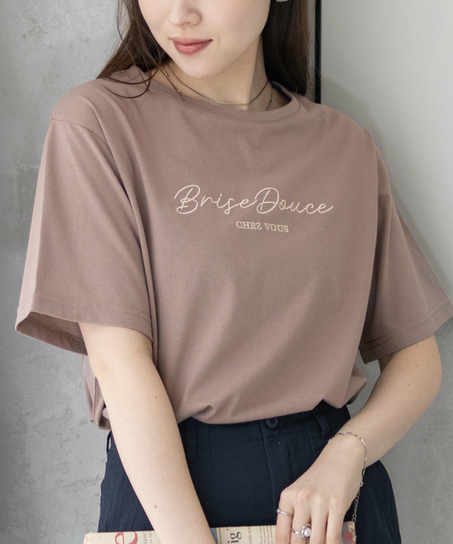 T-GRAPHICS ロゴ刺繍Tシャツ レディース ネコポス 対応商品