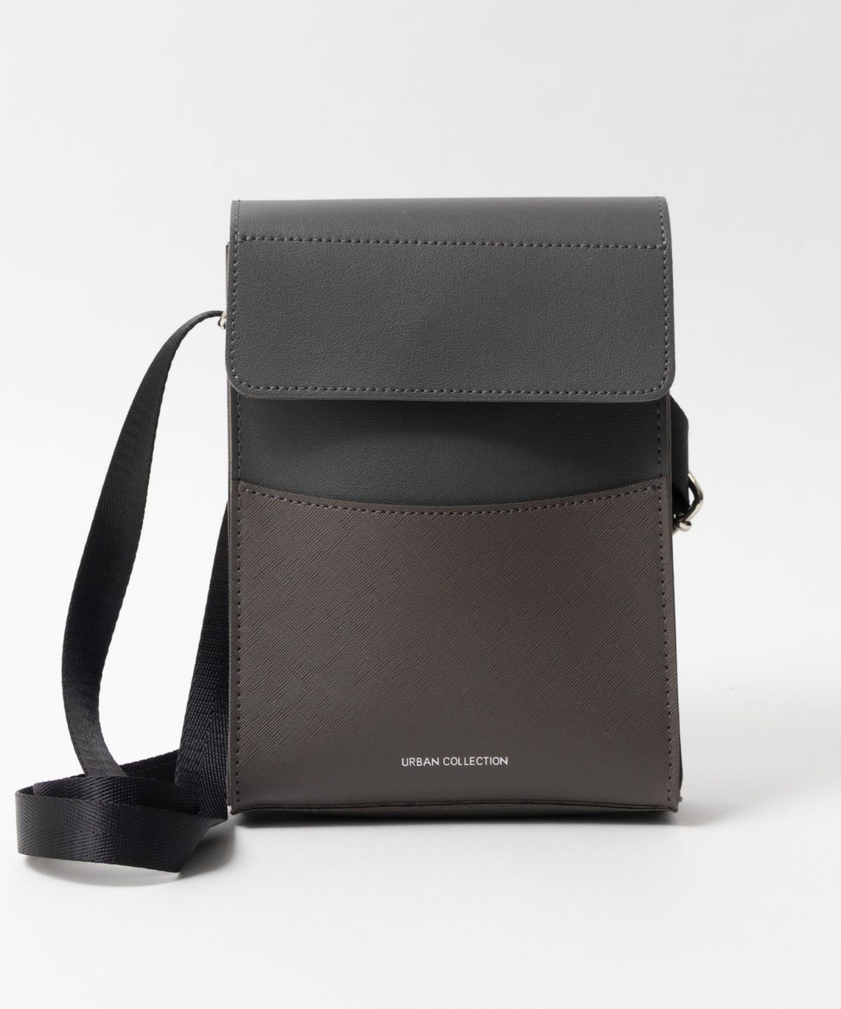 URBAN COLLECTION ボックス型フラップショルダーバッグ