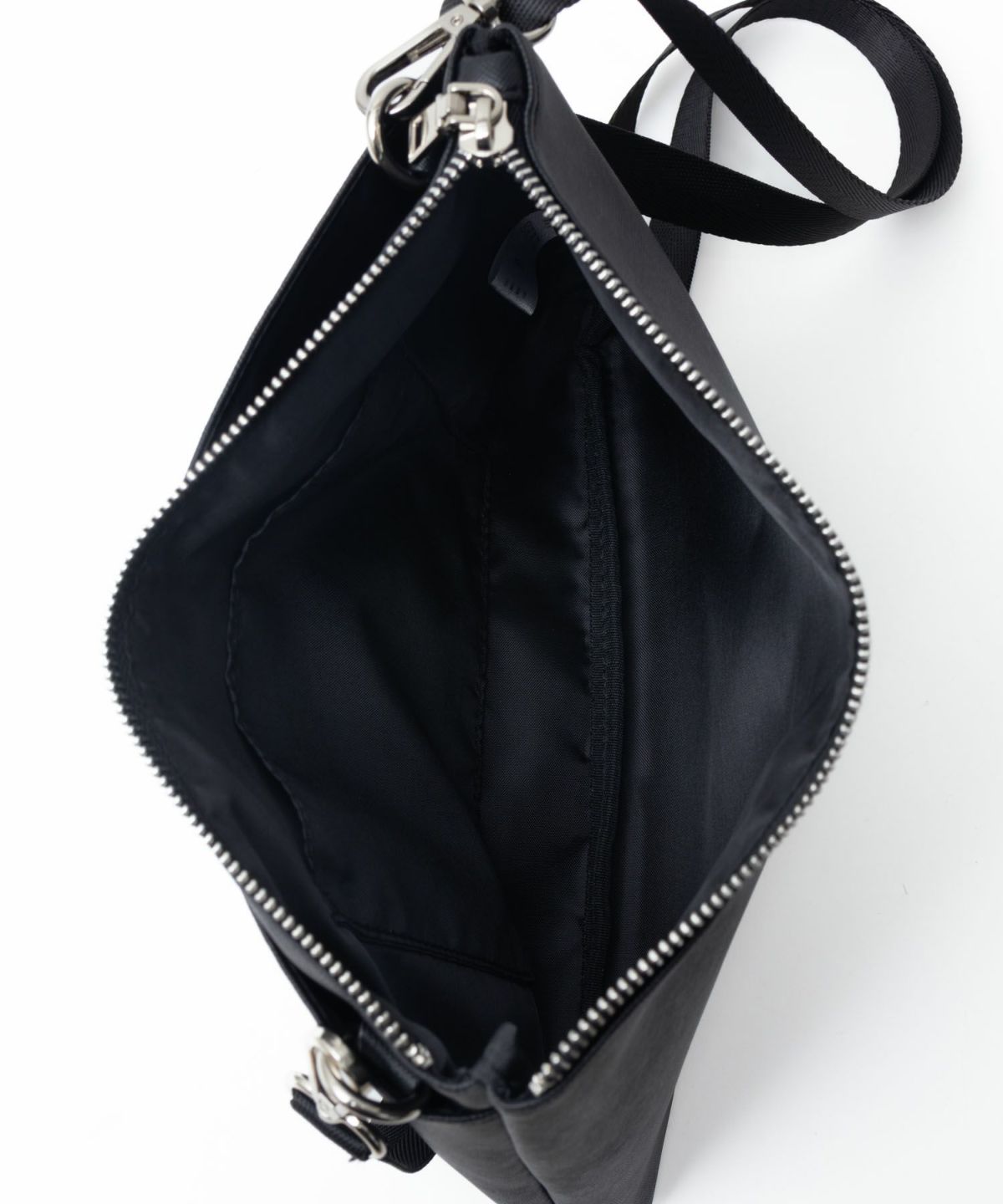 URBAN COLLECTION サコッシュショルダーバッグ