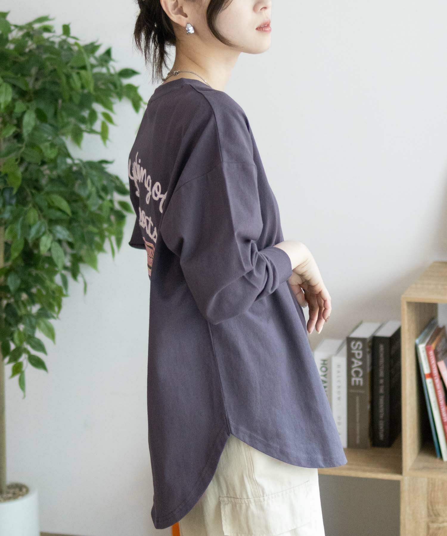 UNDERWRAPS  刺繍ラウンド長袖Tシャツ レディース メール便 対応商品商品画像-8