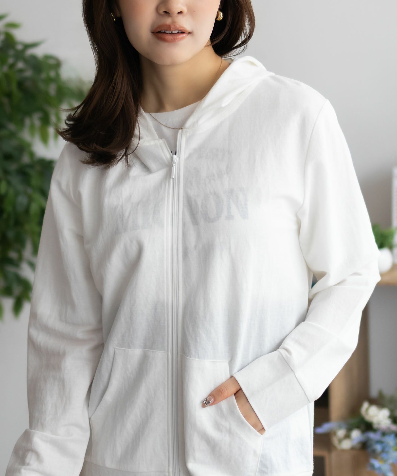 nAvy SARARI UVパーカー レディース