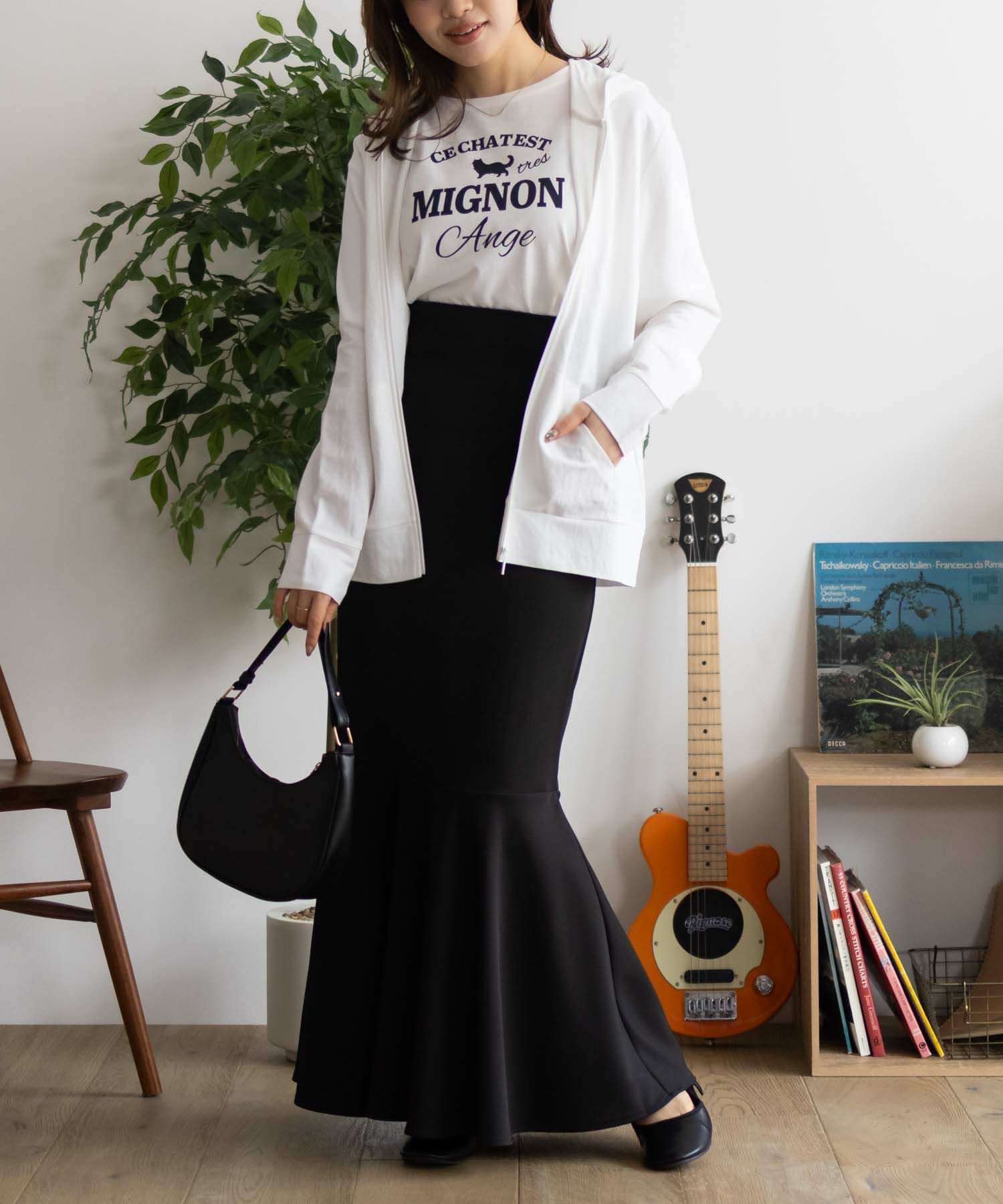nAvy SARARI UVパーカー レディース