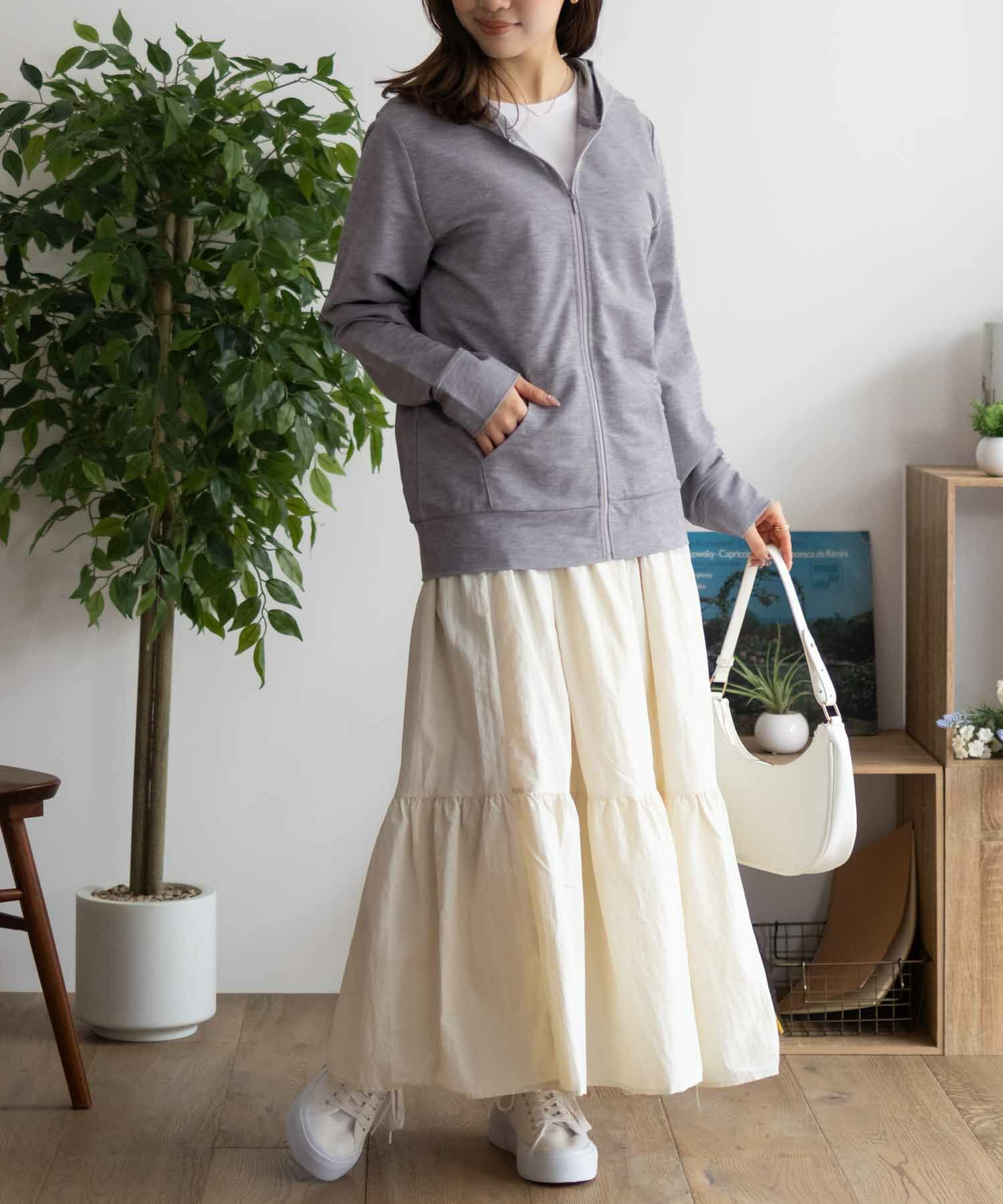 nAvy SARARI UVパーカー レディース