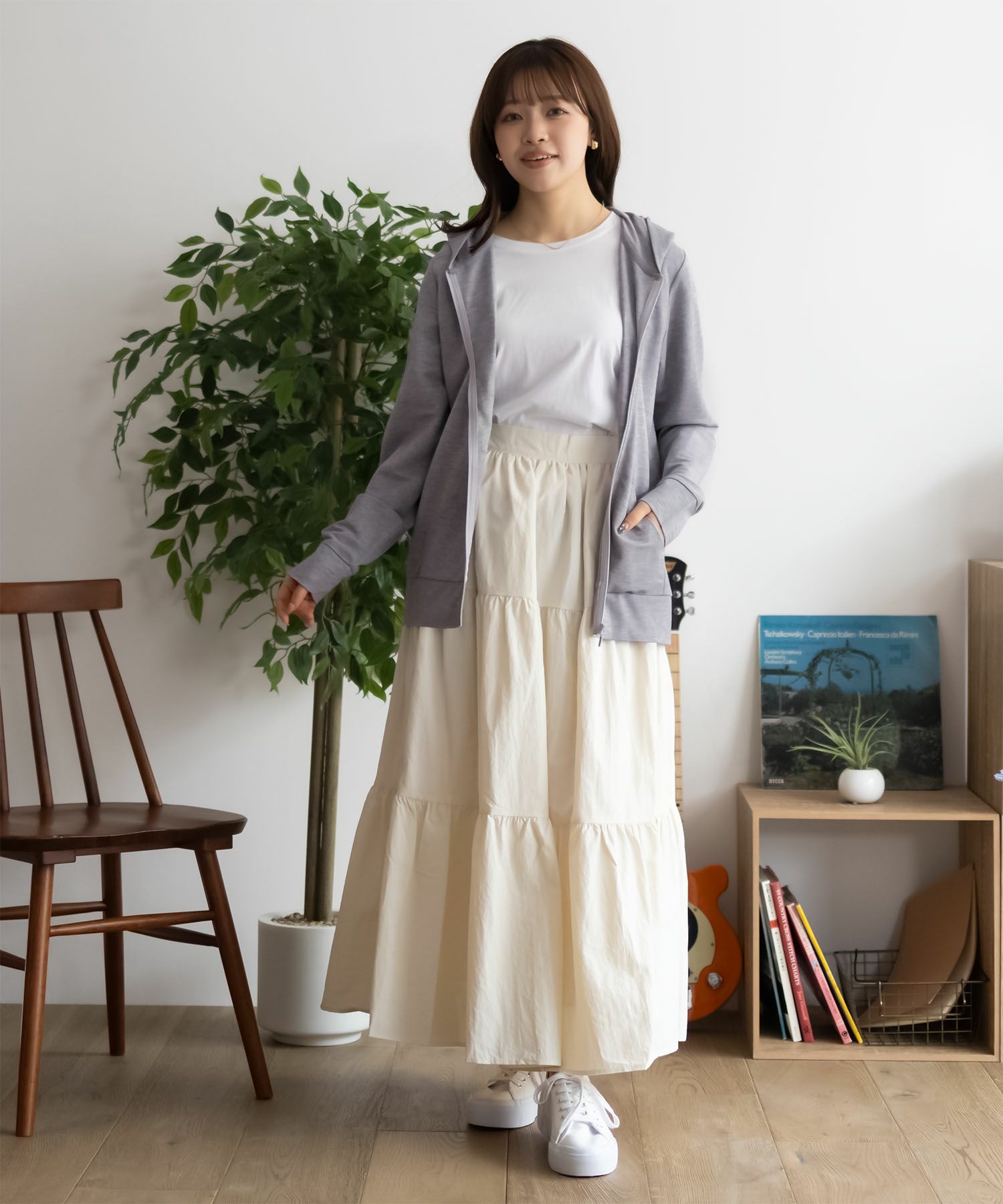 nAvy SARARI UVパーカー レディース