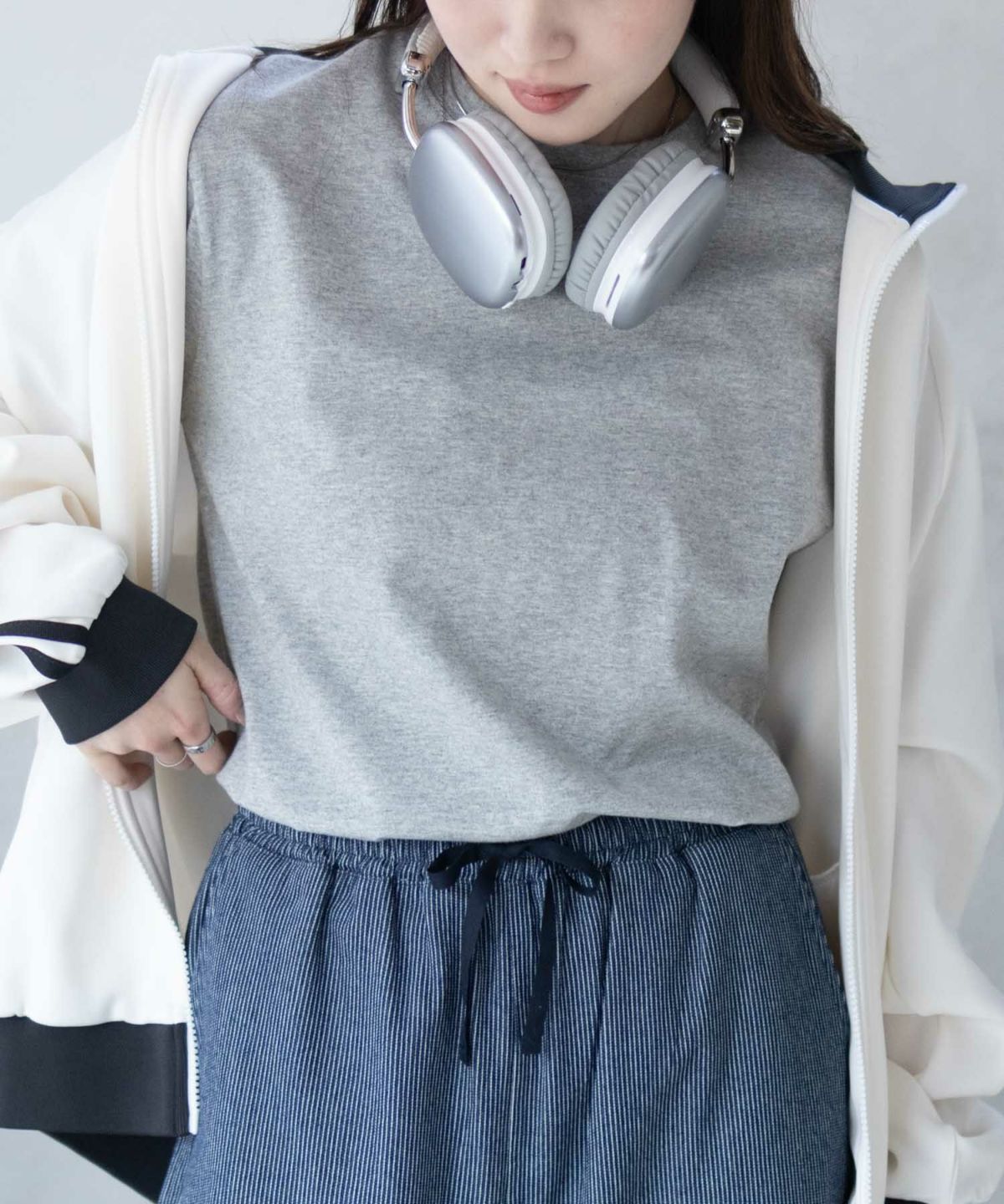 nAvy 無地クルーTシャツ レディース