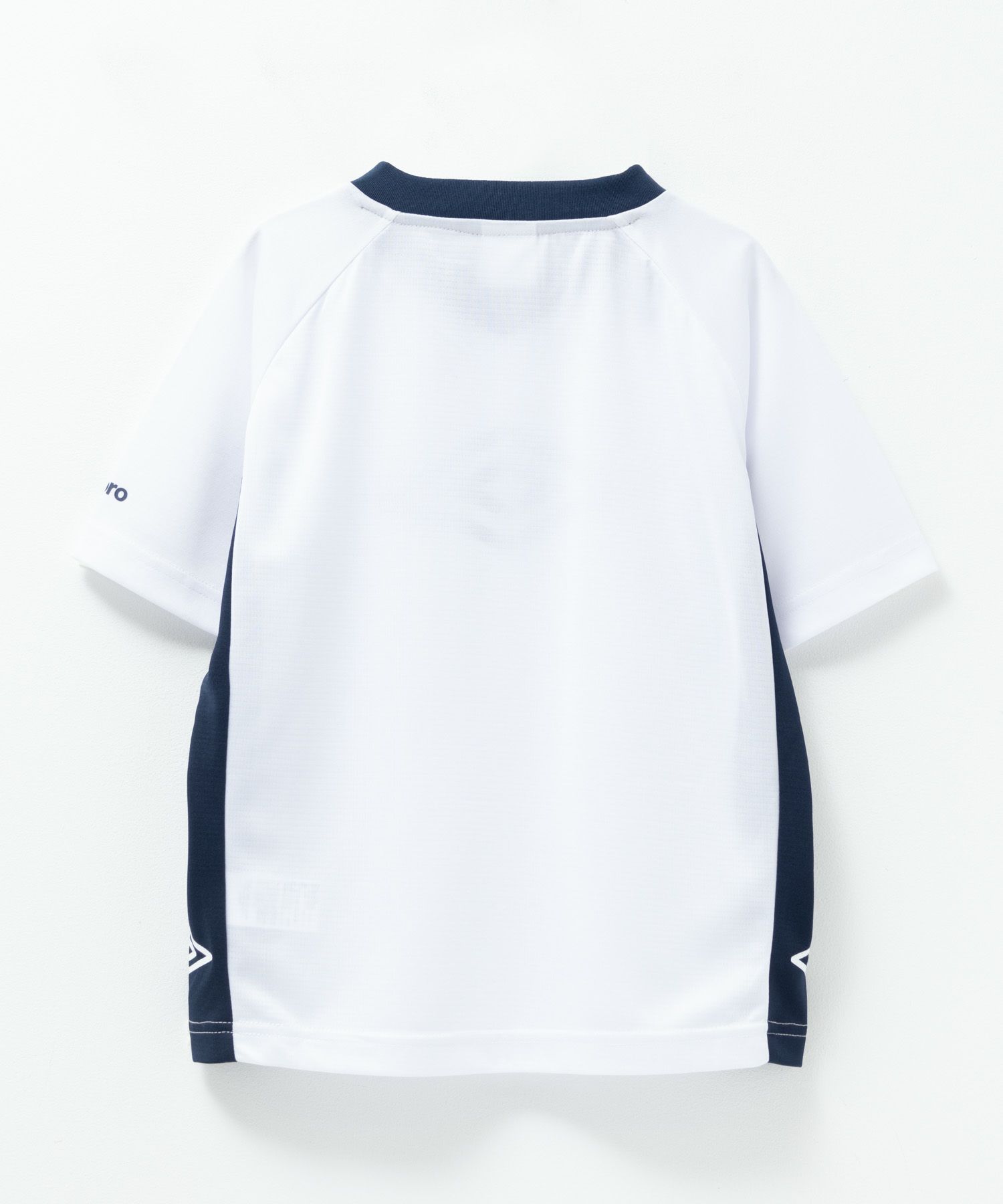 umbro Vネック配色切り替えTシャツ キッズ ネコポス 対応商品