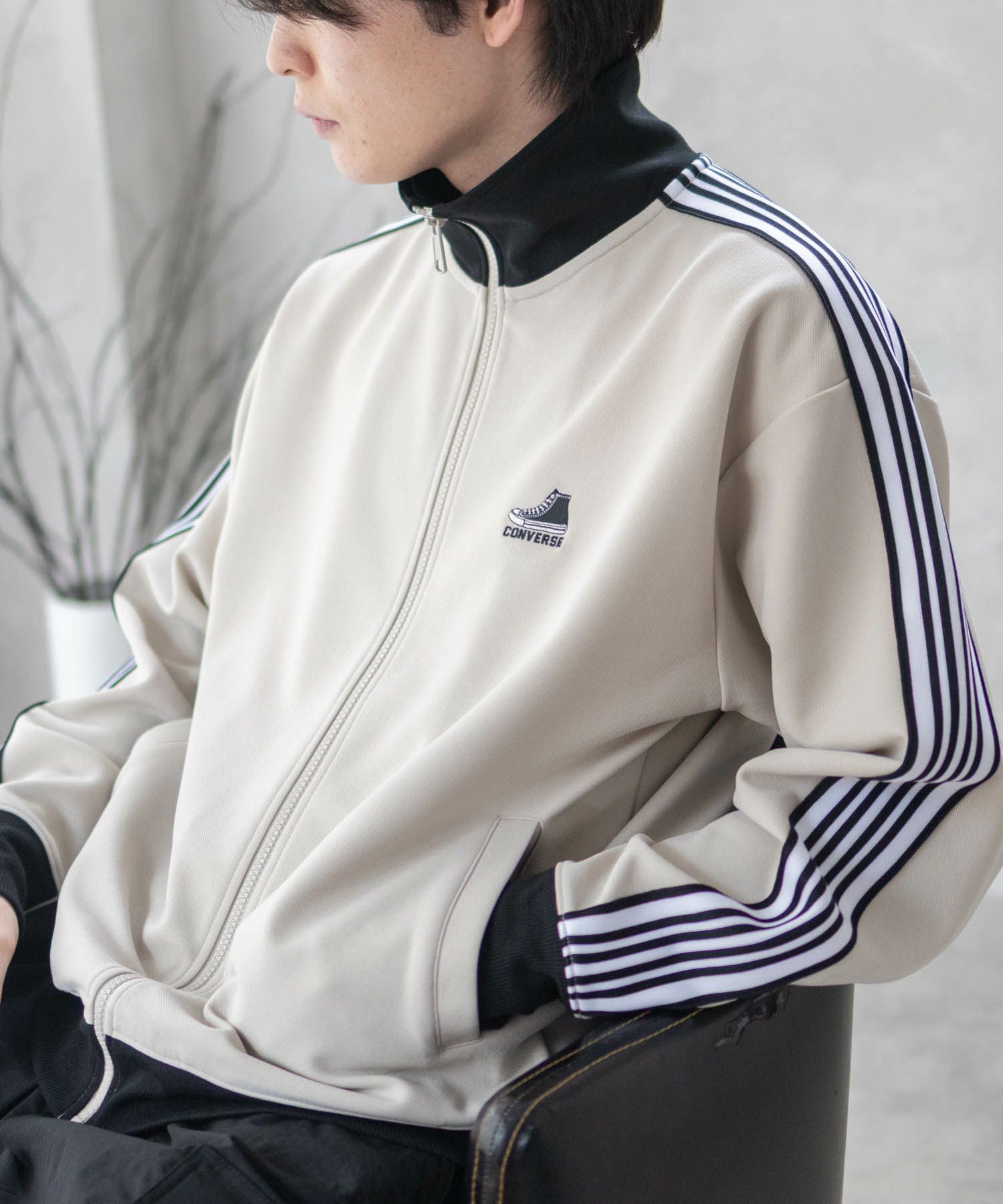 CONVERSE ポンチ素材 トラックジャケット メンズ商品画像-3