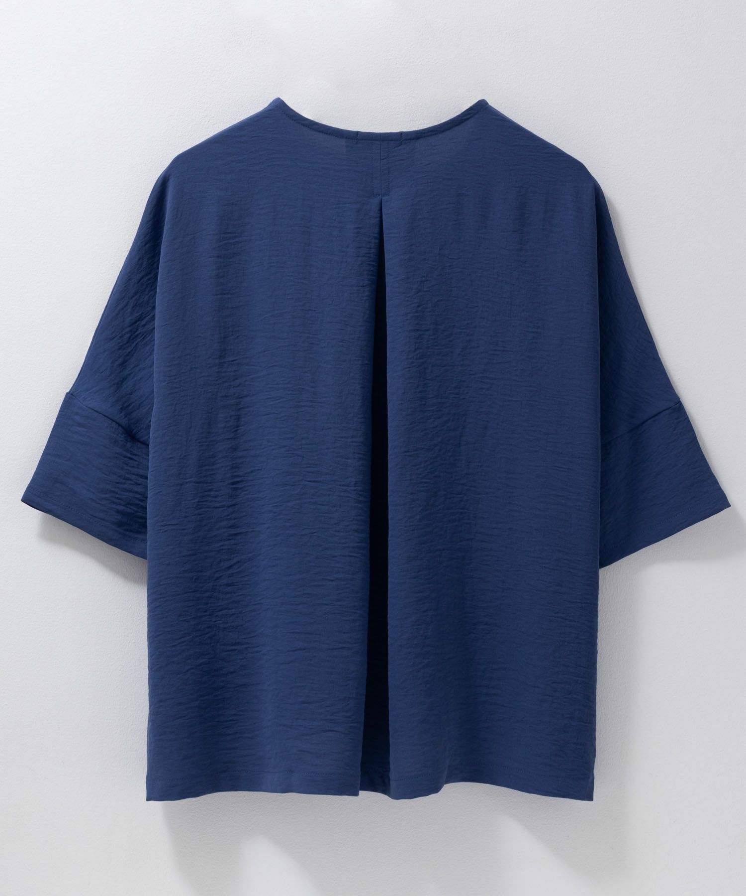 nAvy SARARI ウェーブバックタックプルオーバー レディース ネコポス 対応商品