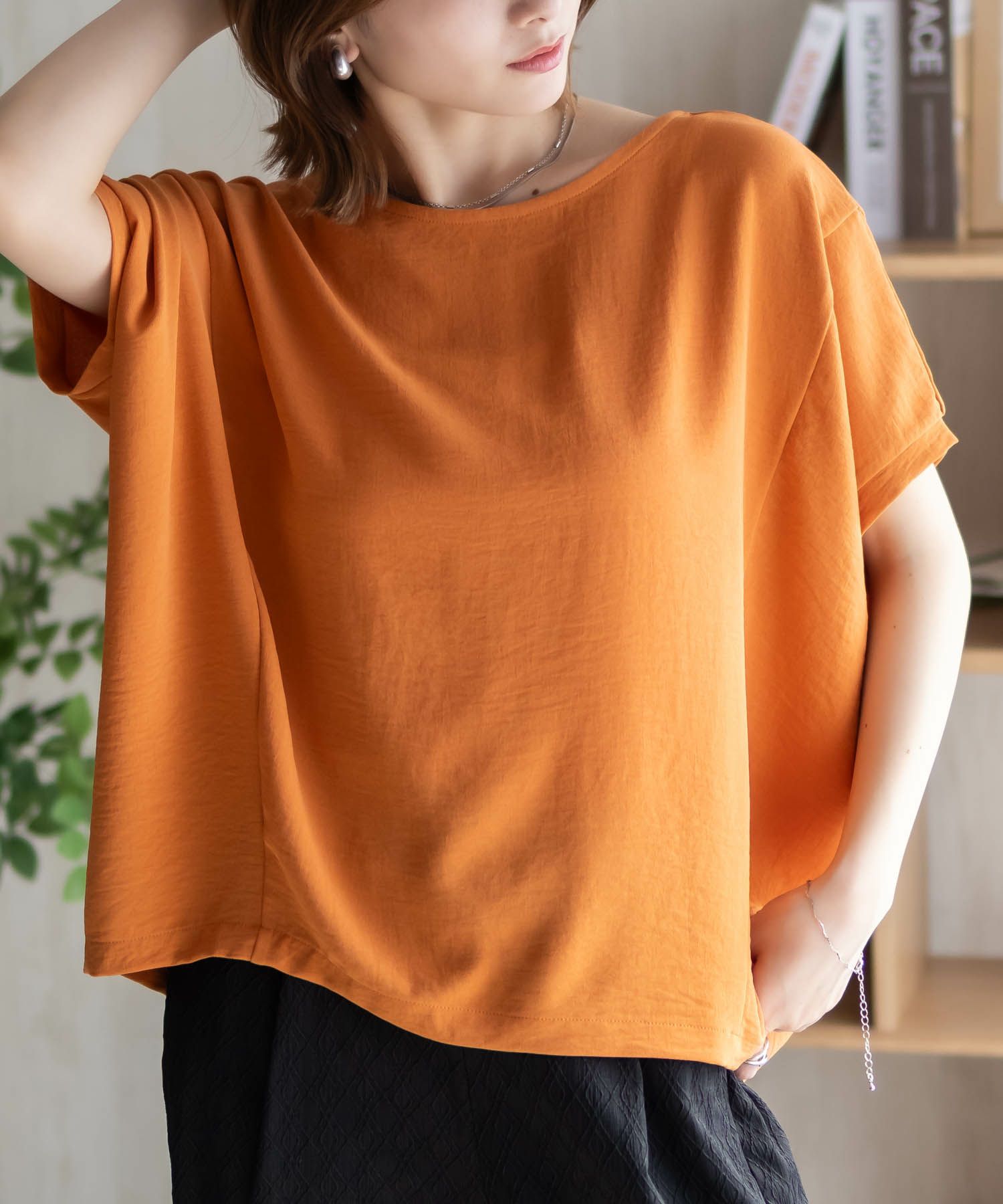 nAvy SARARI  ウェーブサテンドルマンプルオーバー レディース メール便 対応商品商品サムネイル-5