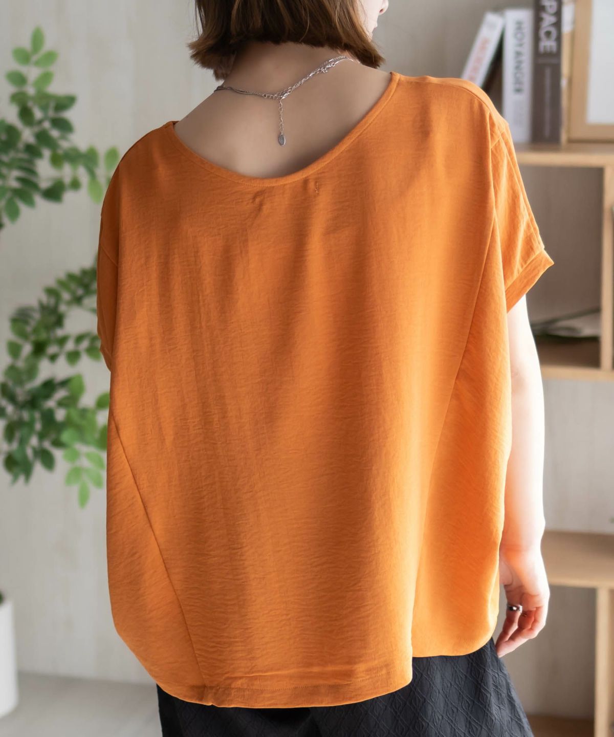 nAvy SARARI ウェーブサテンドルマンプルオーバー レディース ネコポス 対応商品