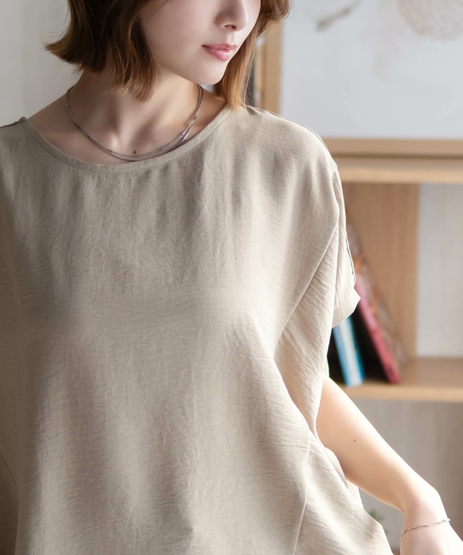 nAvy SARARI  ウェーブサテンドルマンプルオーバー レディース メール便 対応商品商品画像-20