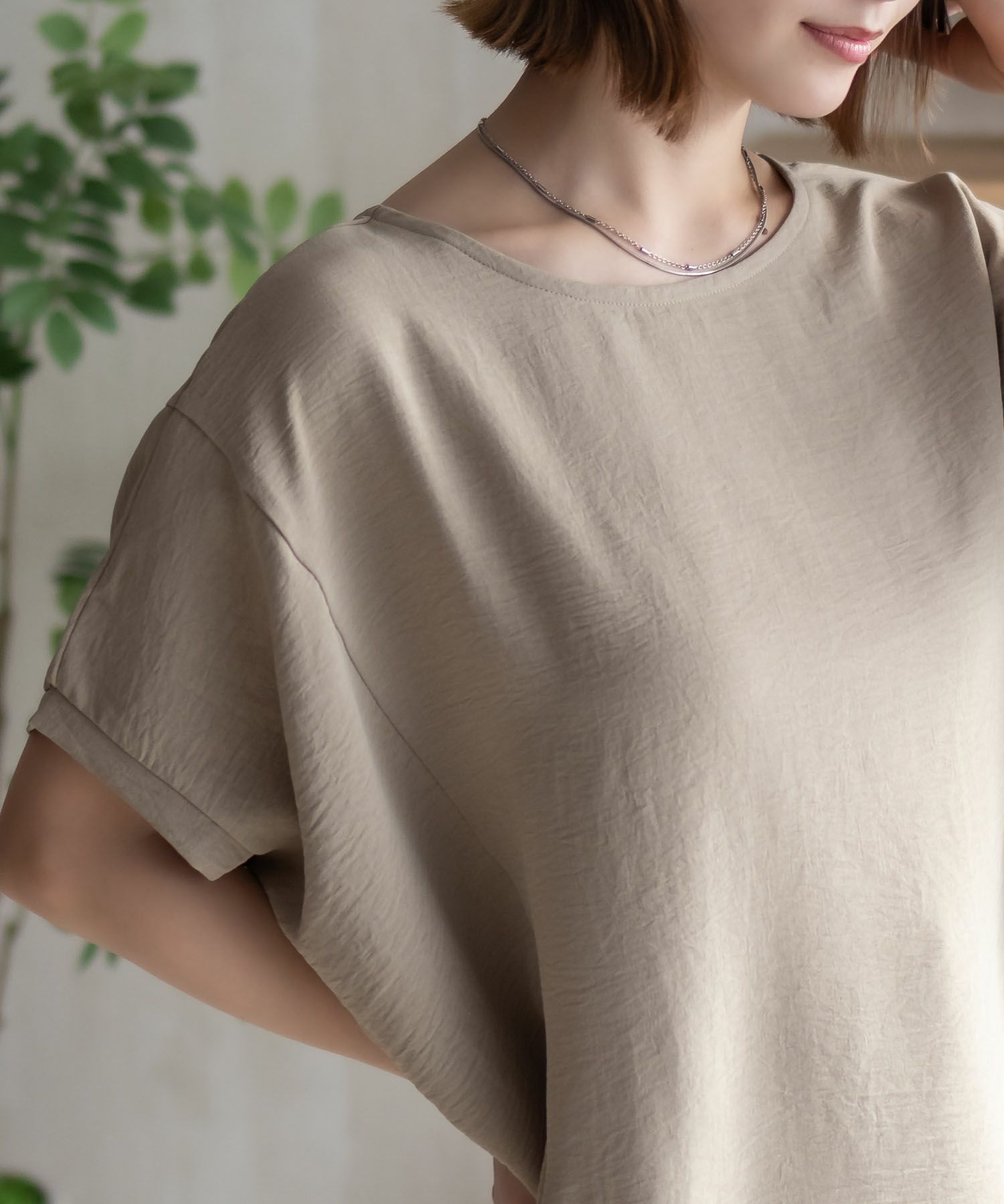 nAvy SARARI  ウェーブサテンドルマンプルオーバー レディース メール便 対応商品商品画像-21