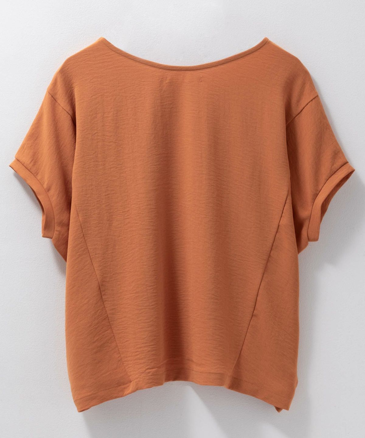 nAvy SARARI ウェーブサテンドルマンプルオーバー レディース ネコポス 対応商品