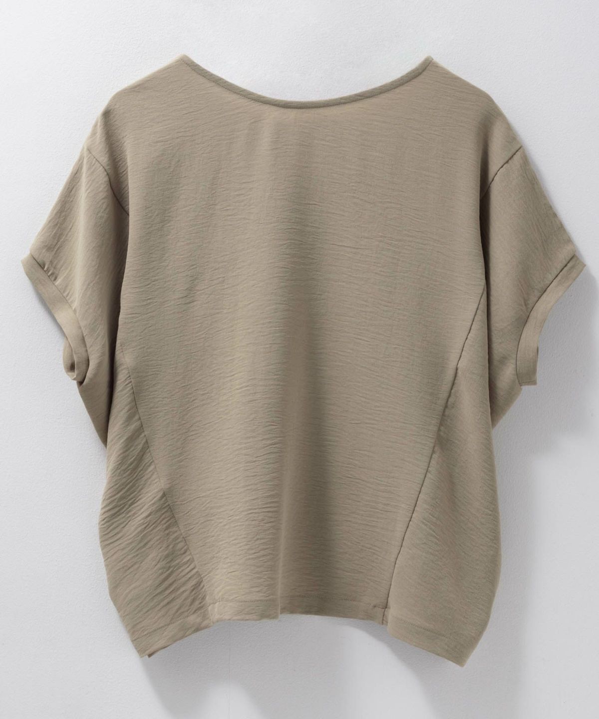 nAvy SARARI ウェーブサテンドルマンプルオーバー レディース ネコポス 対応商品