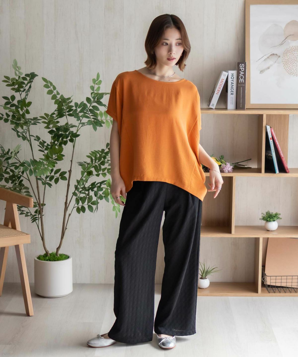 nAvy SARARI ウェーブサテンドルマンプルオーバー レディース ネコポス 対応商品