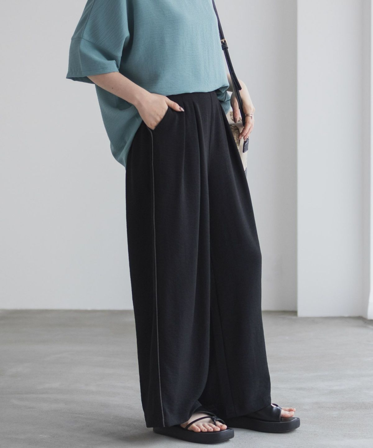 nAvy SARARI ウェーブワイドパンツ レディース