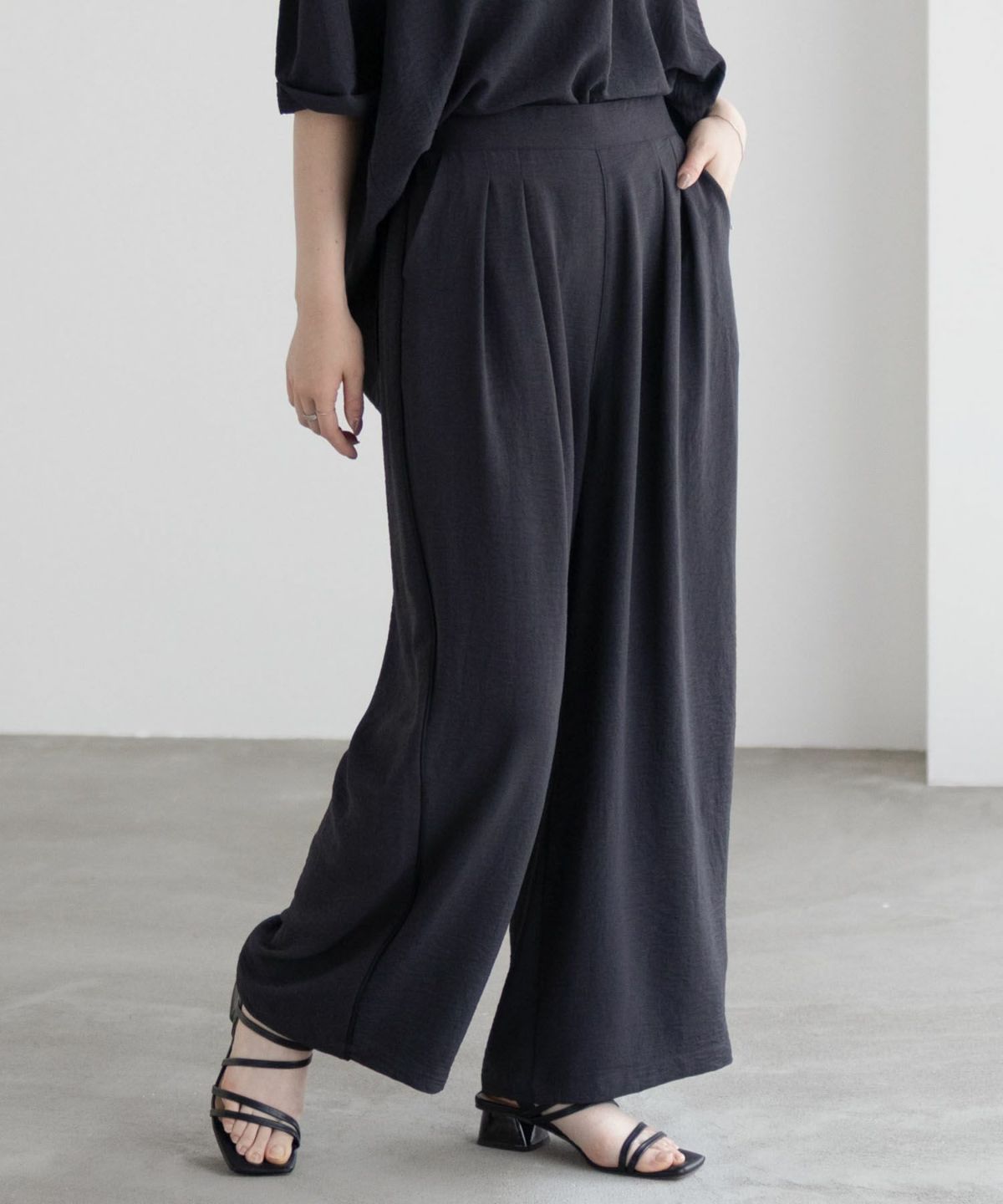 nAvy SARARI ウェーブワイドパンツ レディース