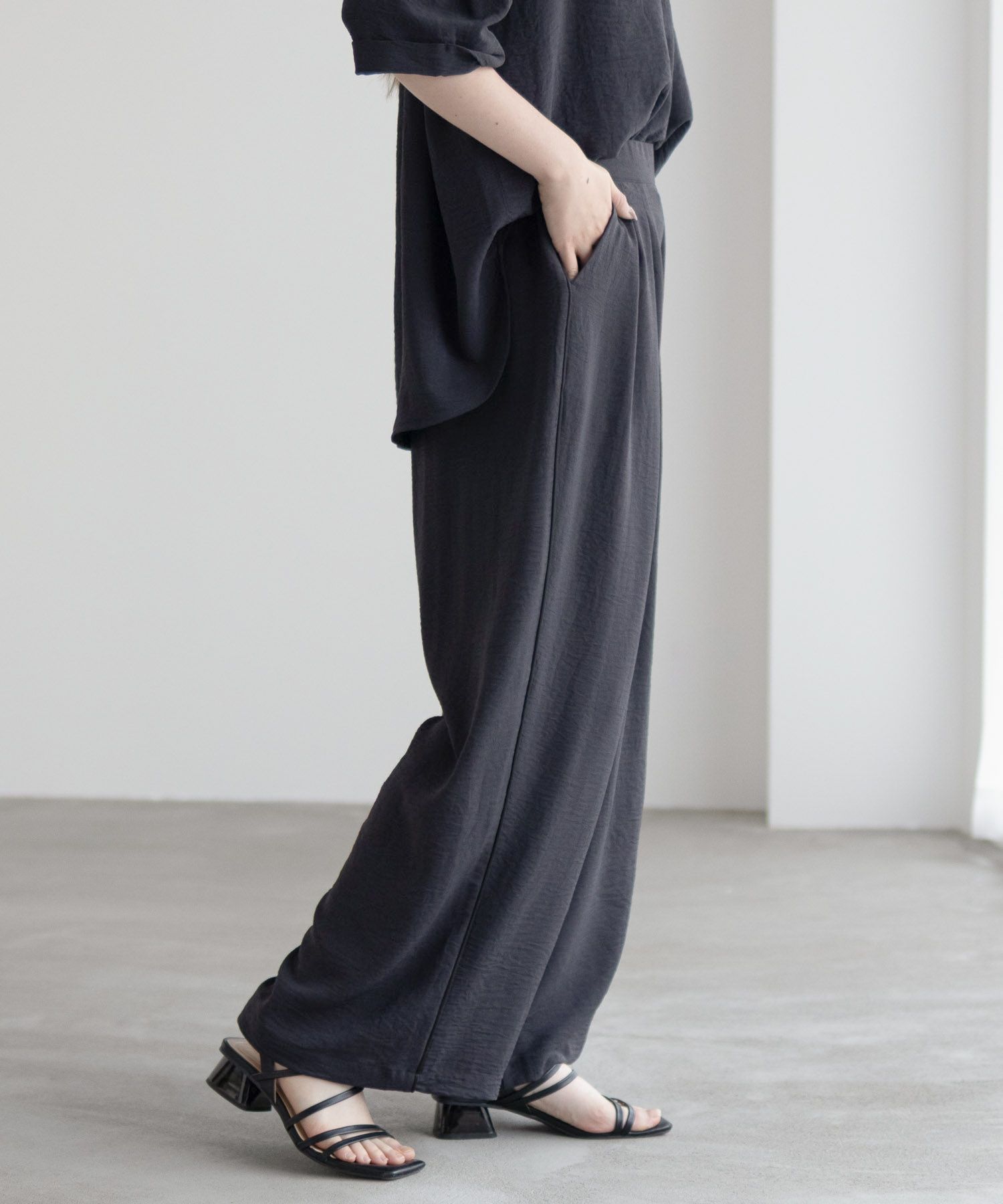 nAvy SARARI ウェーブワイドパンツ レディース