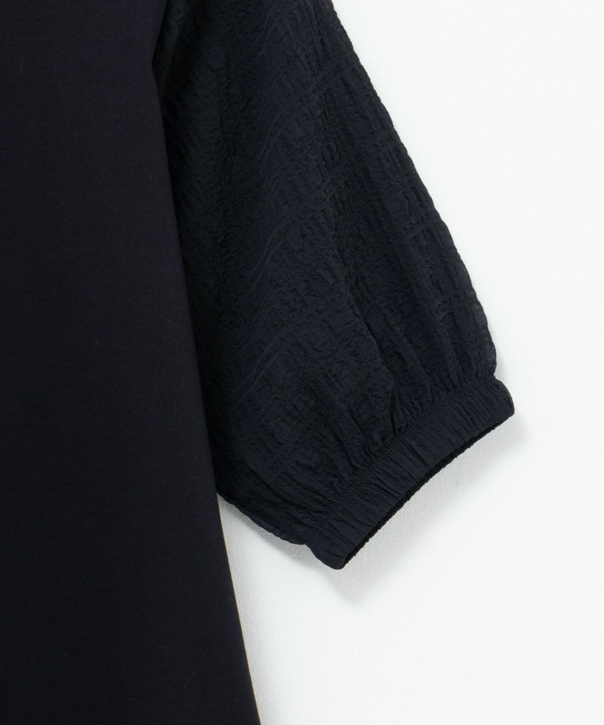 HusHusH 袖異素材プルオーバー レディース ネコポス 対応商品