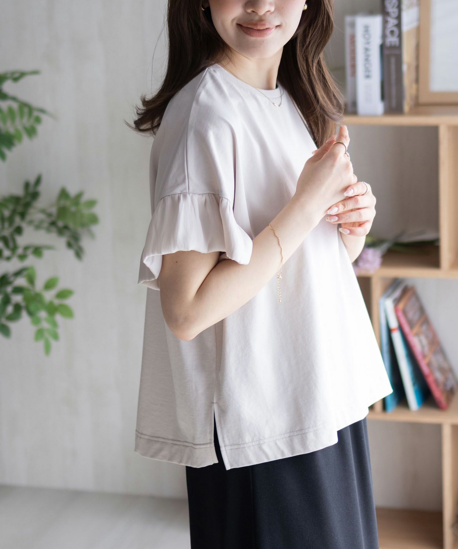 HusHusH  袖フリルプルオーバー レディース メール便 対応商品商品画像-18