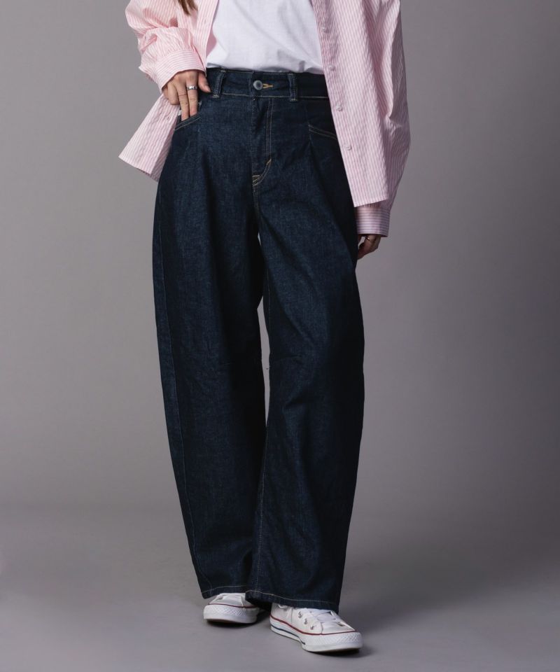 SOMETHING HANA タックカーブデニムパンツ レディース商品画像-2