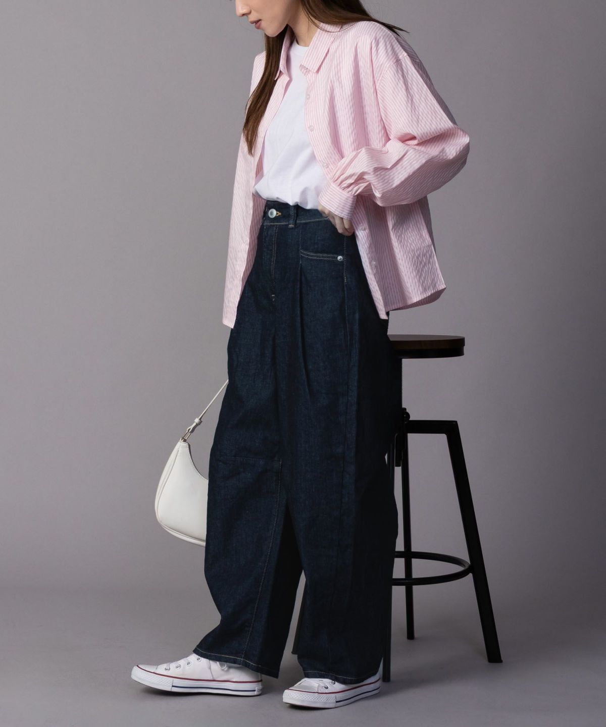 SOMETHING HANA タックカーブデニムパンツ レディース