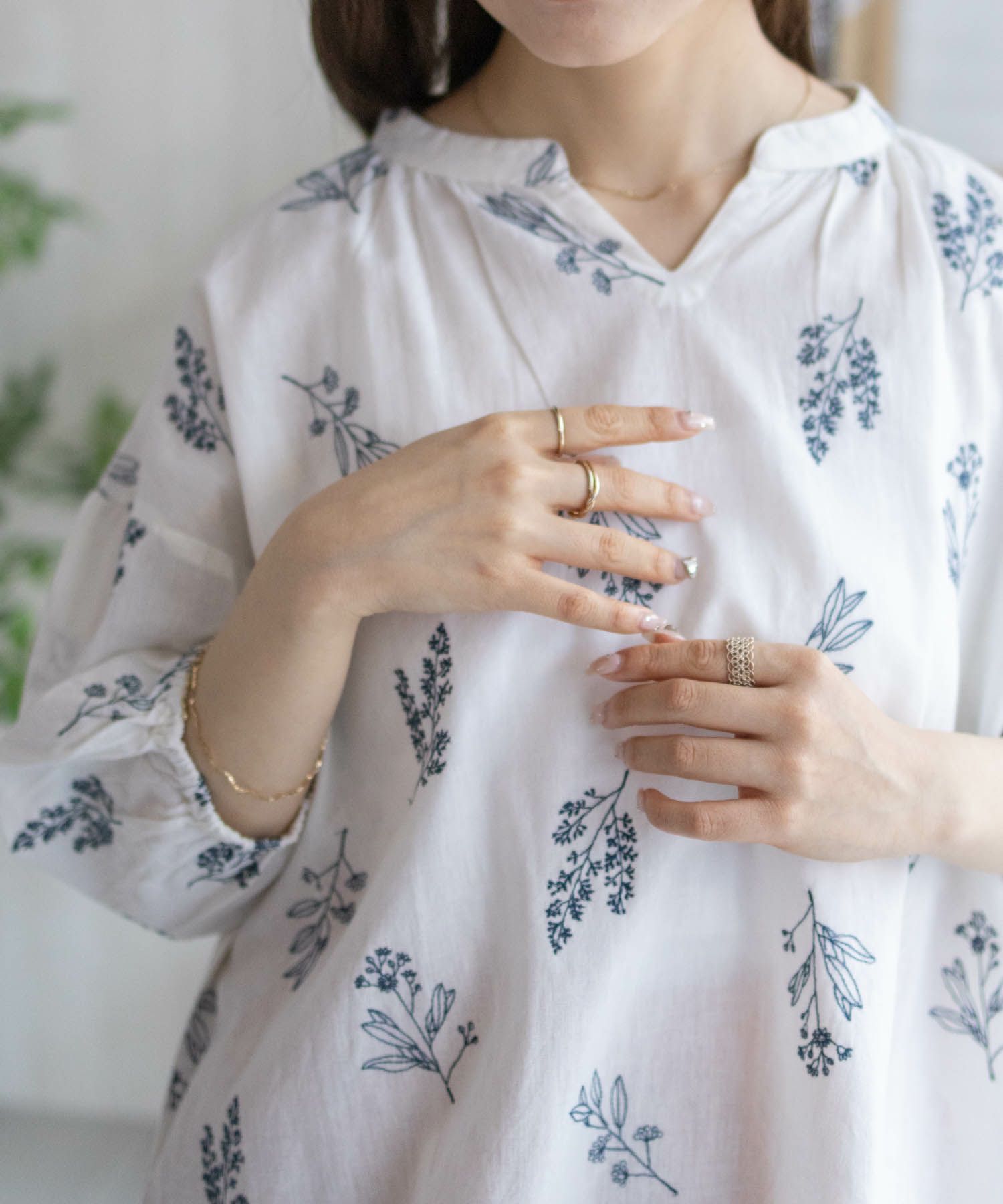 Howdy Marie インドファブリック 綿麻刺繍プルオーバー レディース