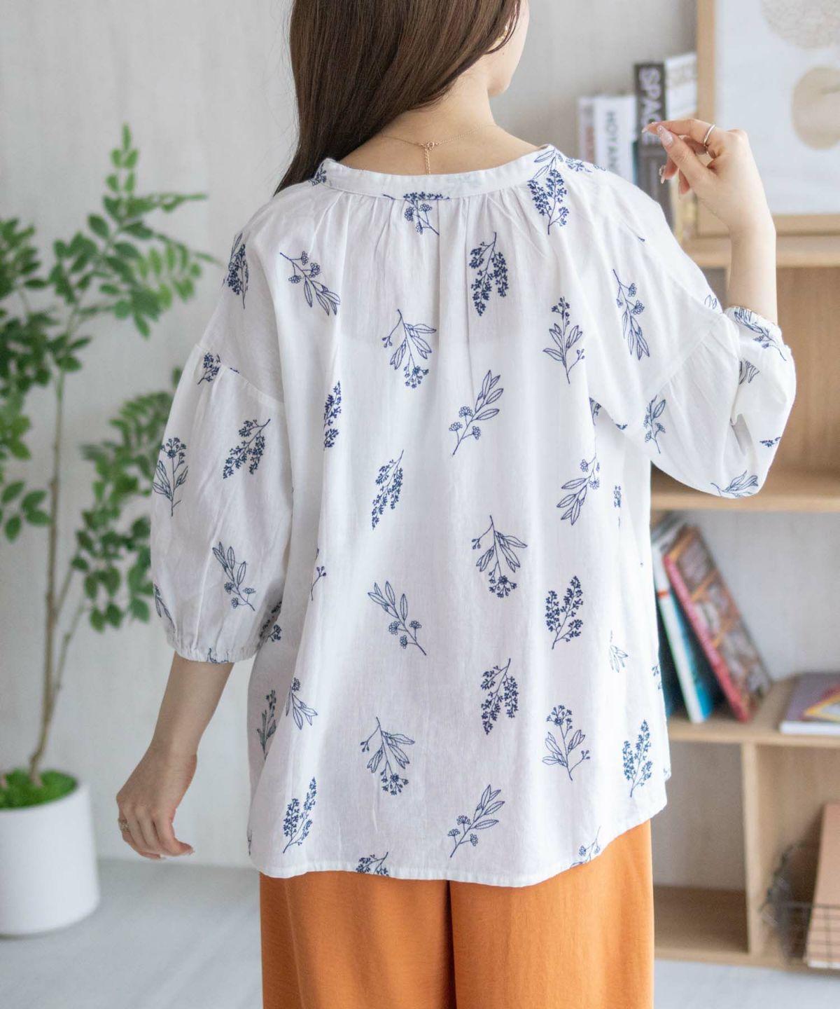 Howdy Marie インドファブリック 綿麻刺繍プルオーバー レディース