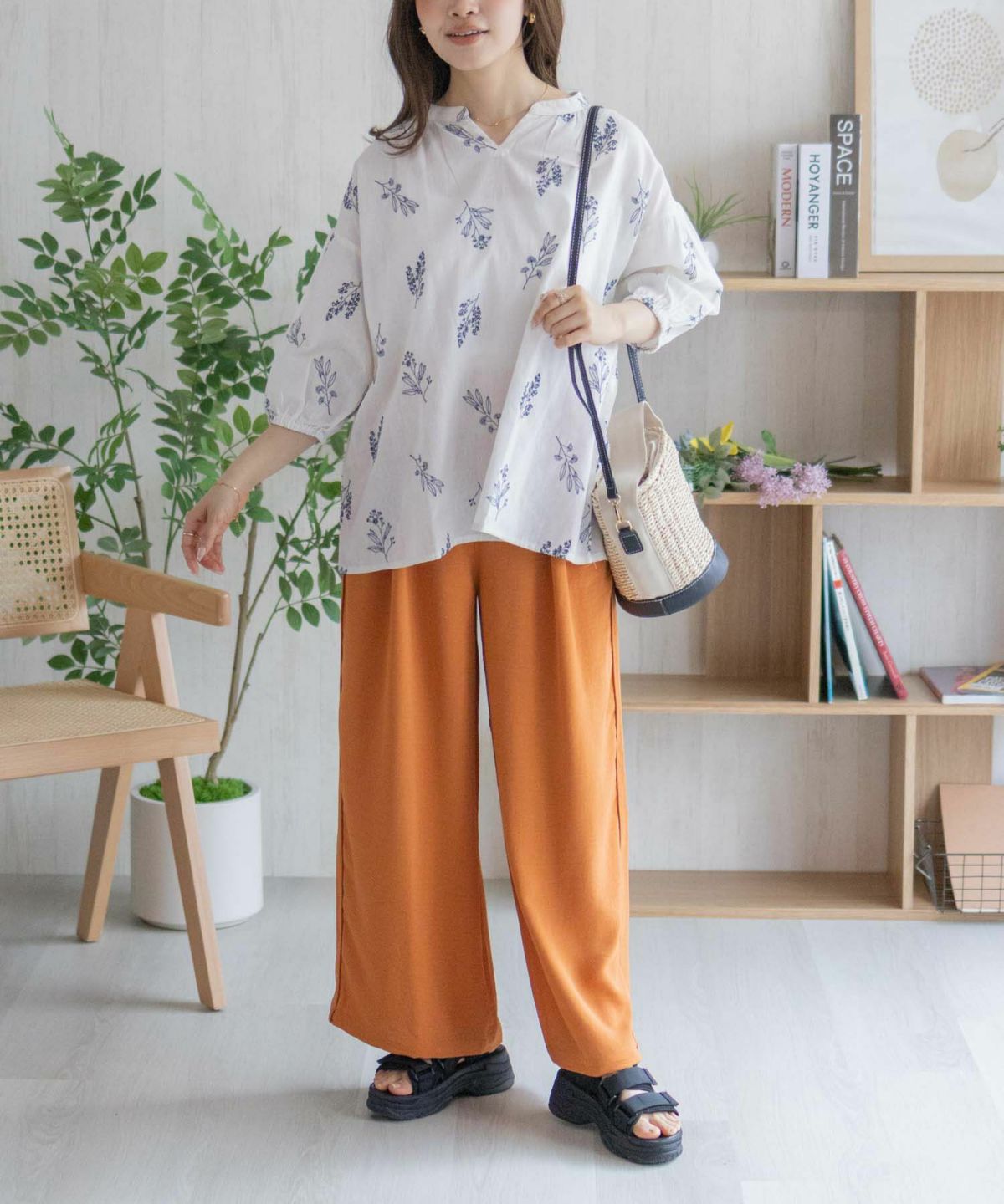 Howdy Marie インドファブリック 綿麻刺繍プルオーバー レディース