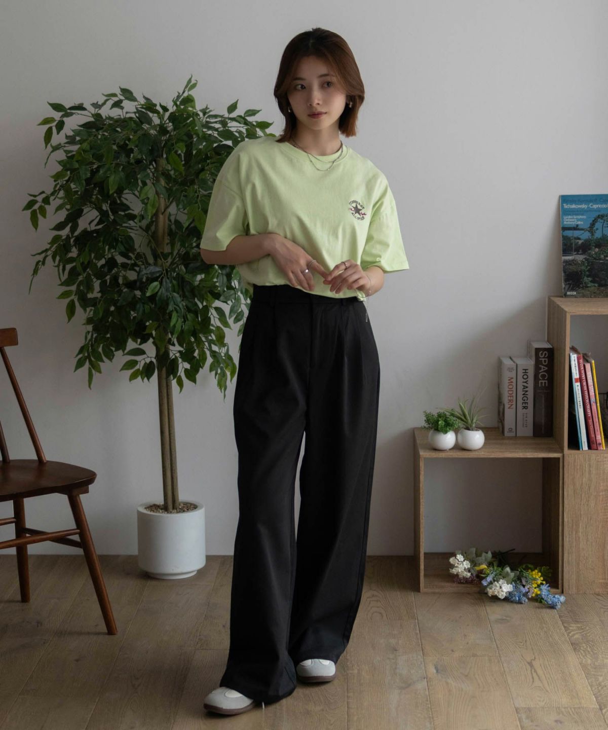 CONVERSE ワンポイントパッチ刺繍Tシャツ レディース ネコポス 対応商品