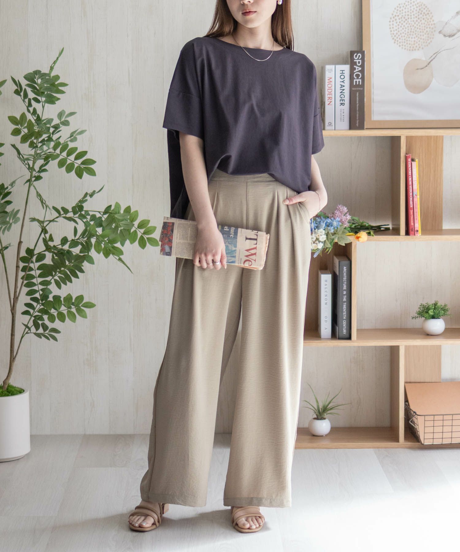 nAvy SARARI レギュラーTシャツ レディース ネコポス 対応商品