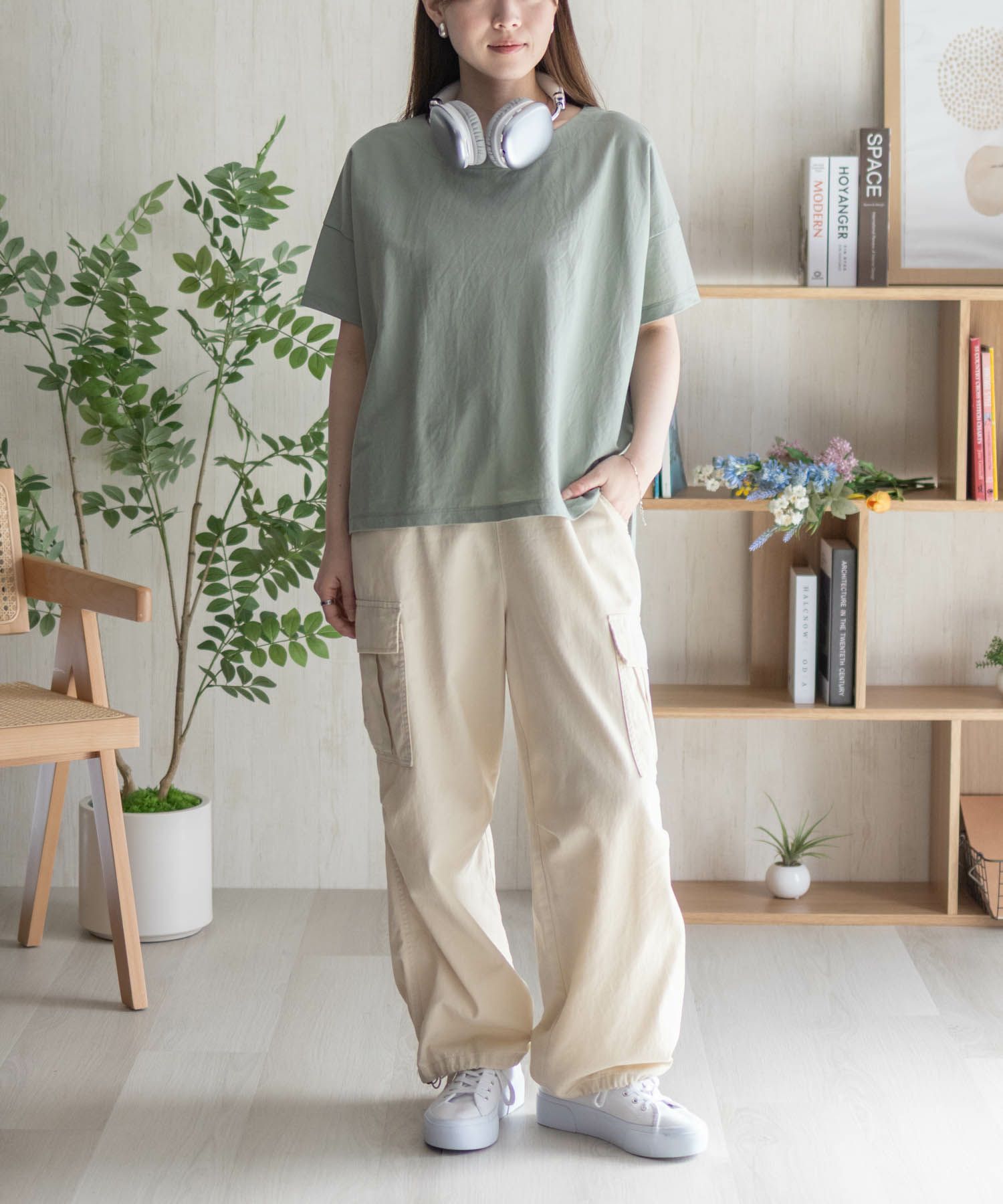nAvy SARARI レギュラーTシャツ レディース ネコポス 対応商品